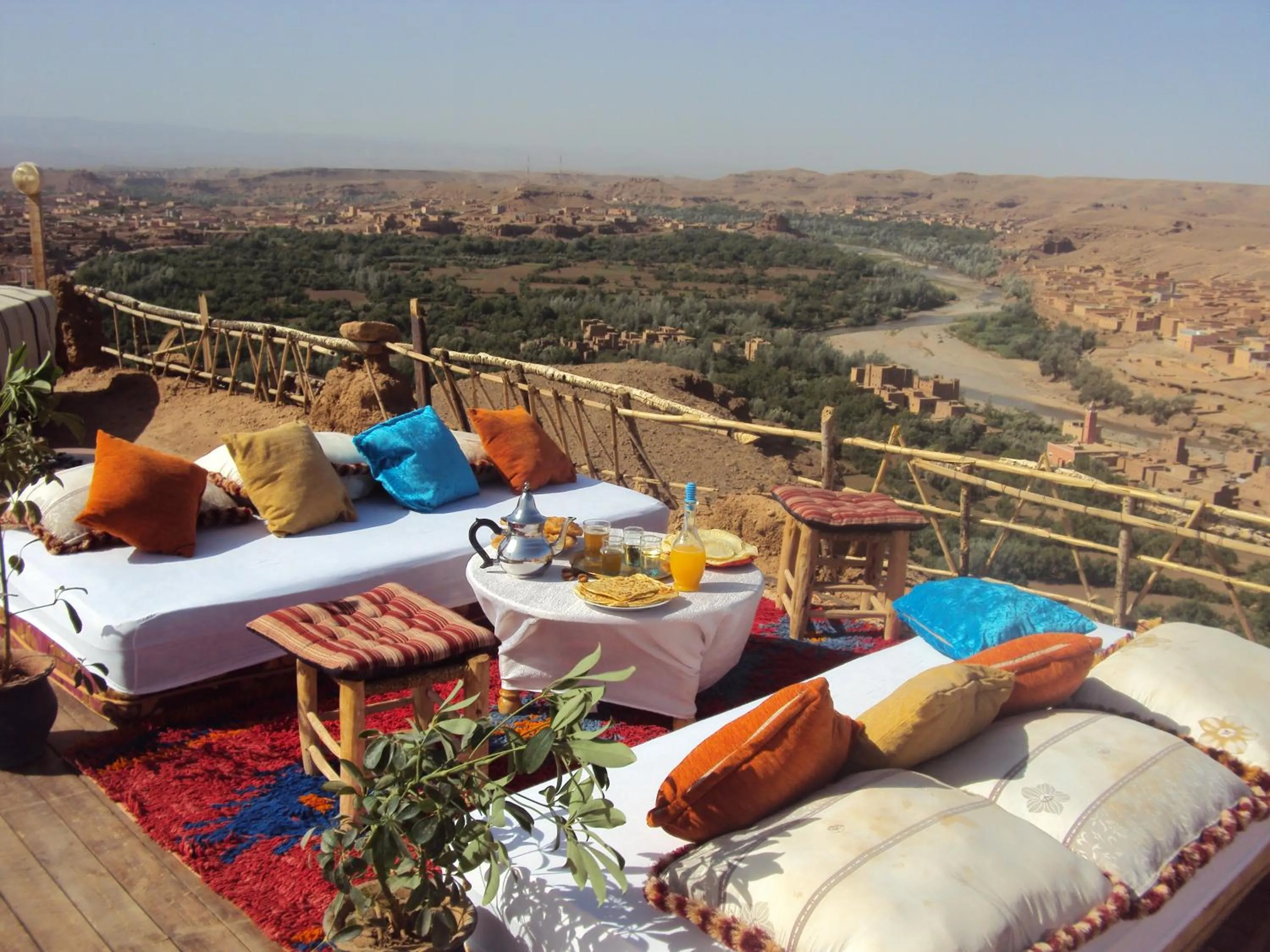 Staff in Dar Timitar