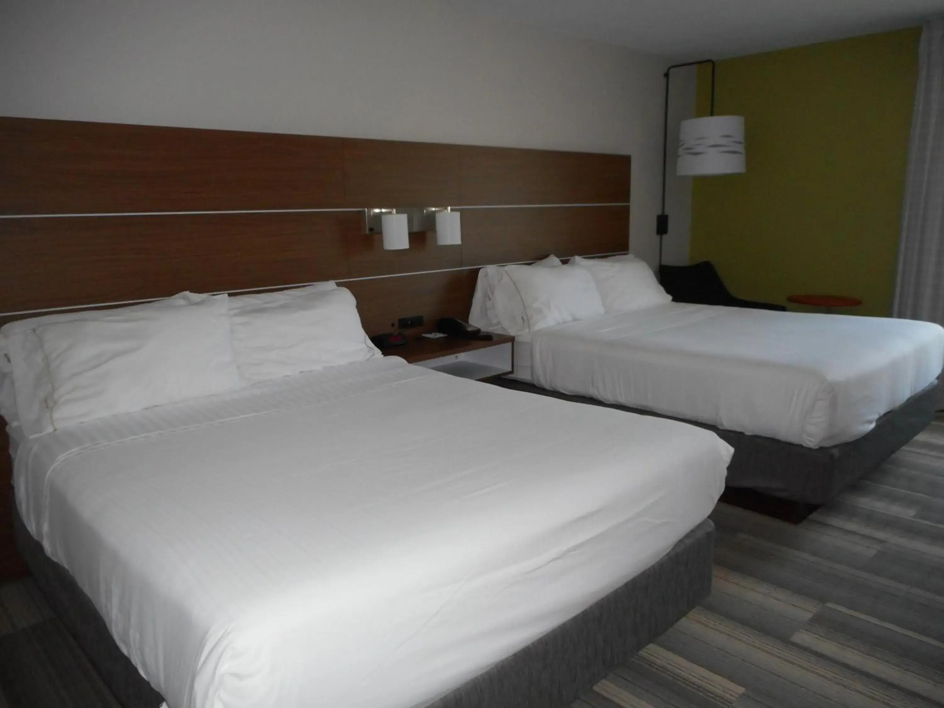 Standard Queen Room with Two Queen Beds in Holiday Inn Express Fairfield by IHG Standard Queen Room with Two Queen Beds in Holiday Inn Express Fairfield by IHG