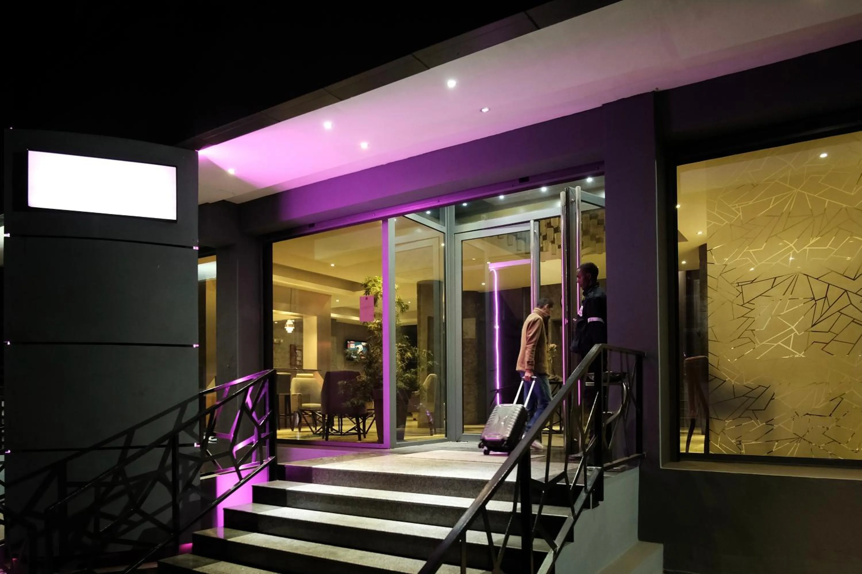 Facade/entrance in Le Fred