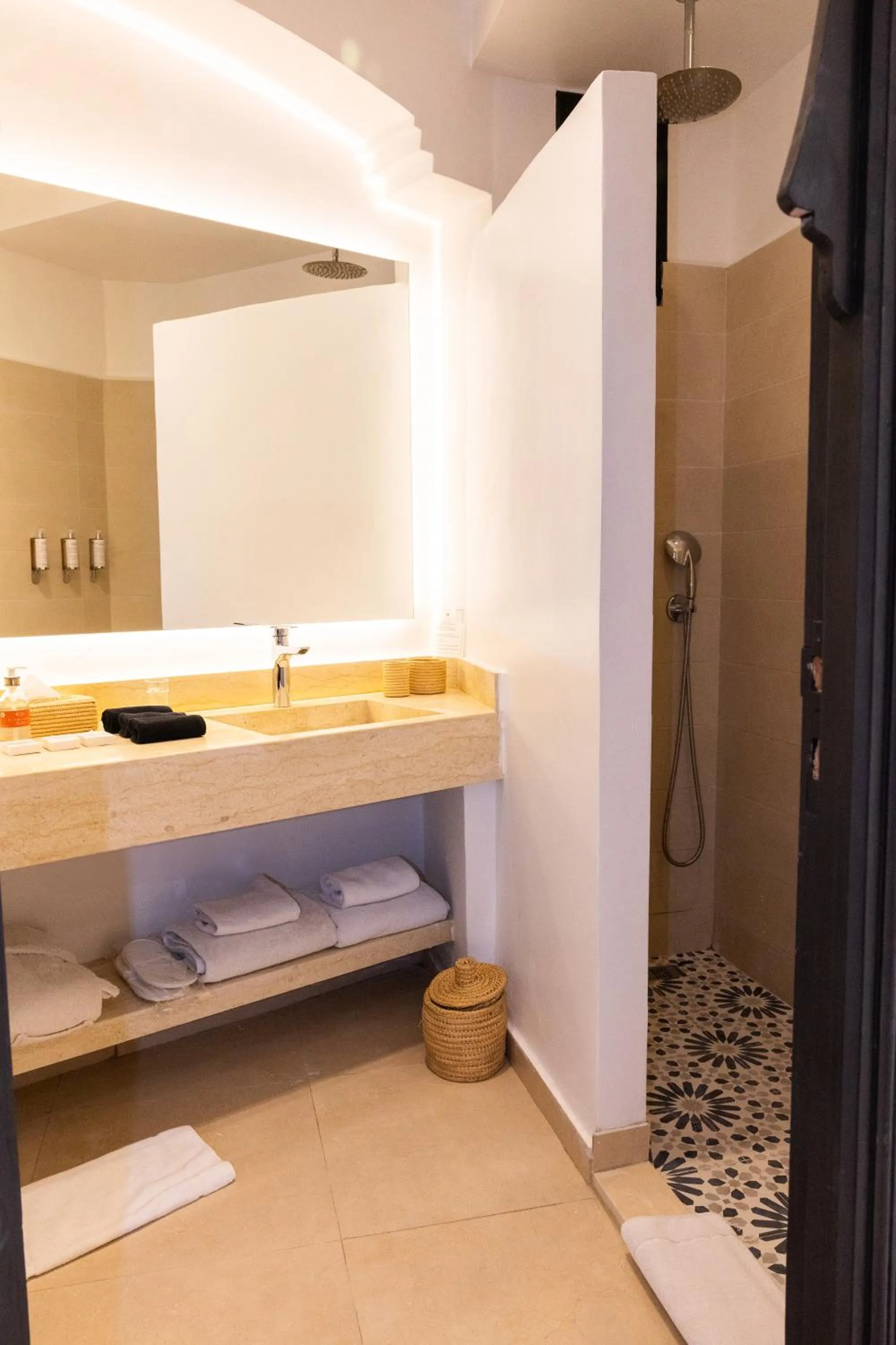 Shower in Villa Al Assala Palmeraie