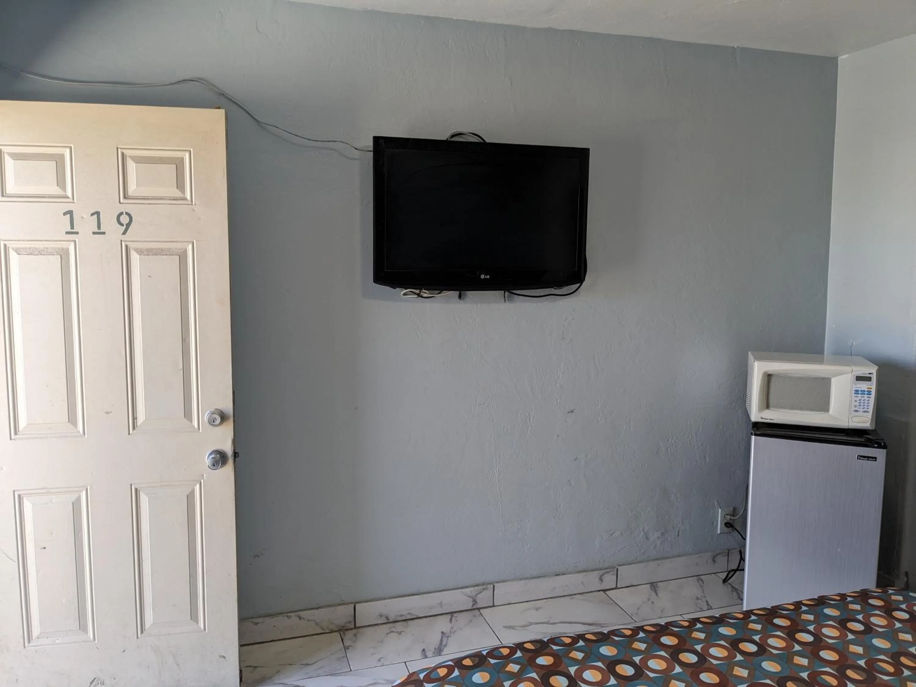 Green spot motel
