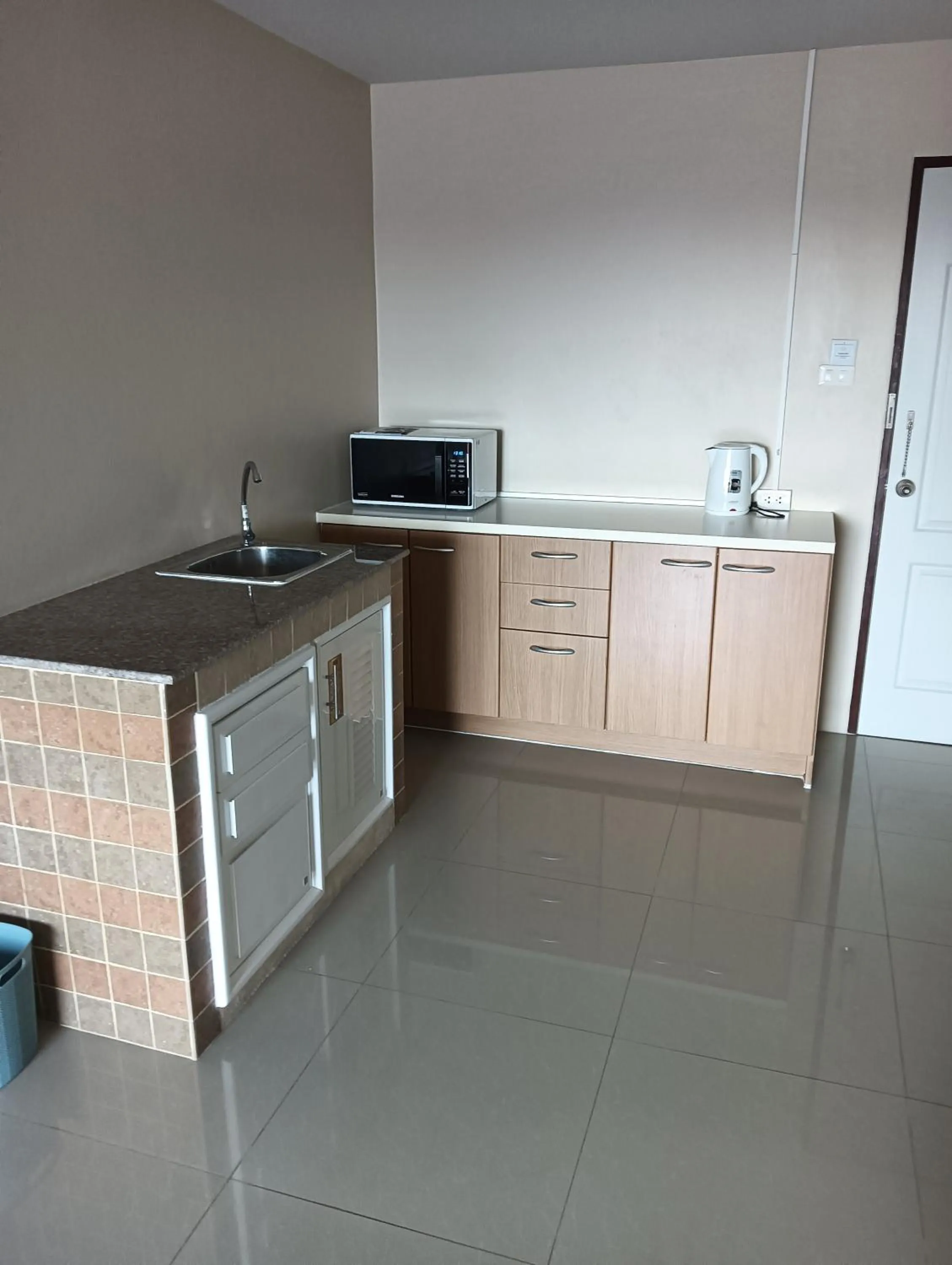 Kitchen or kitchenette in Cafe Nana Hotel