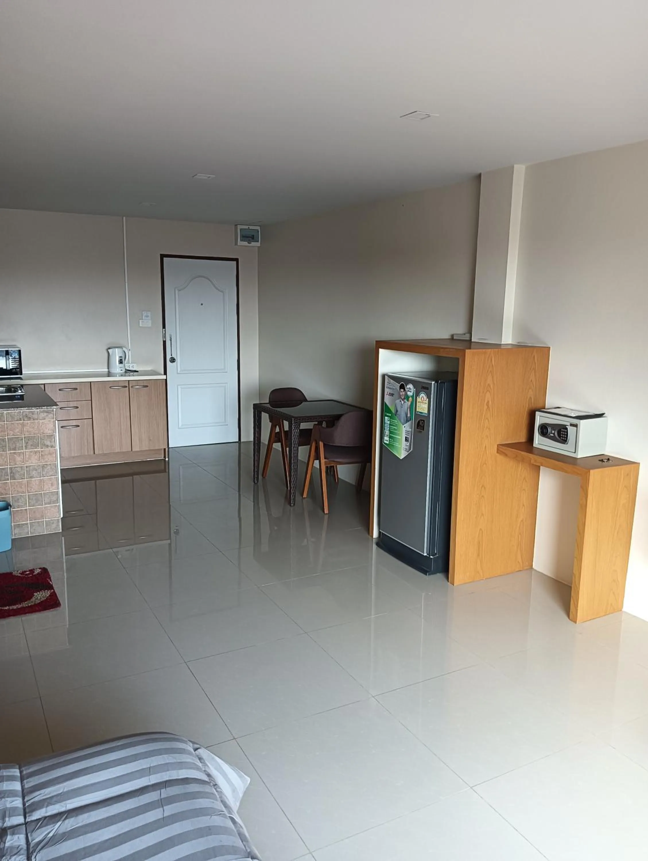 Kitchen or kitchenette in Cafe Nana Hotel