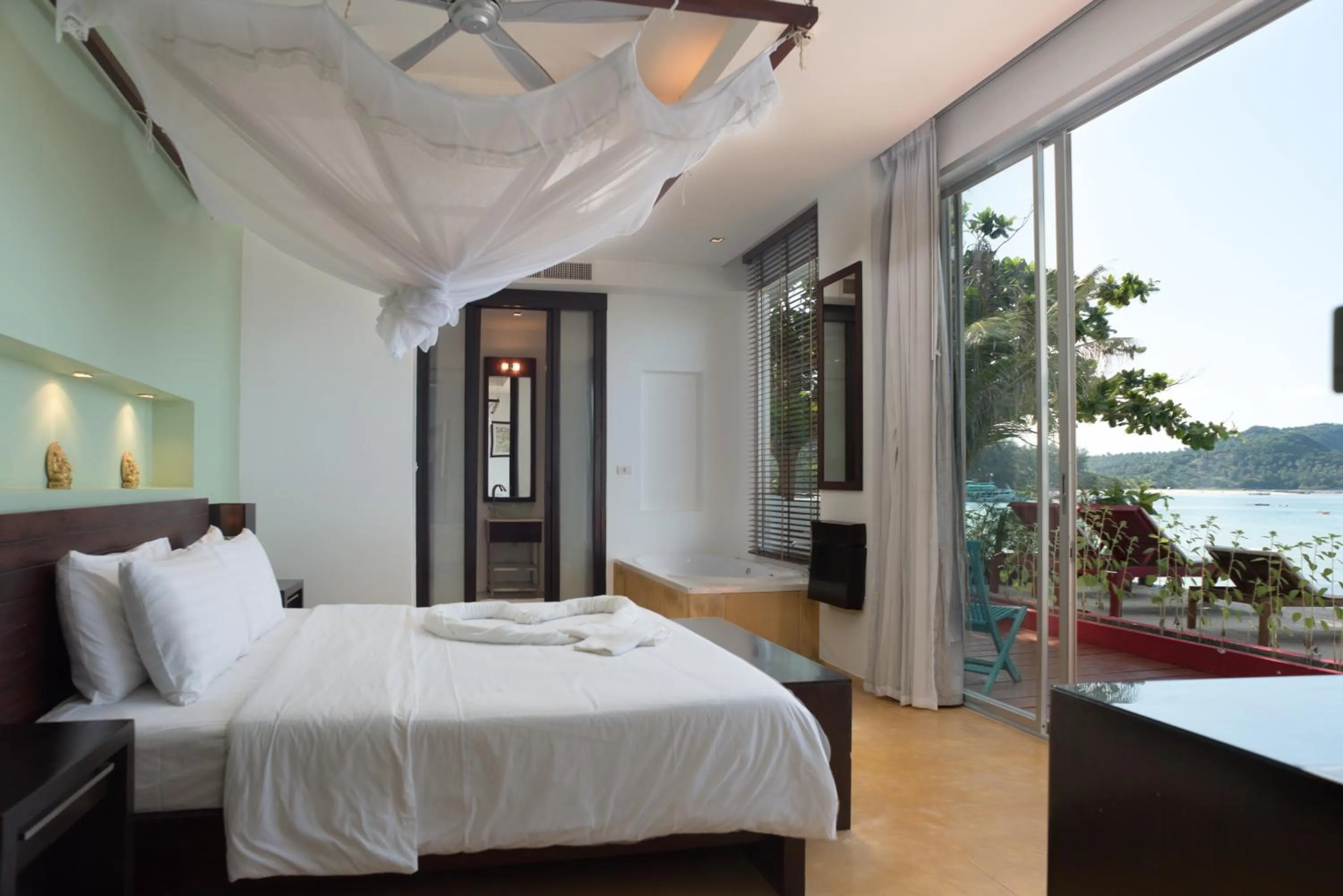 Bed in Mandalai Hotel