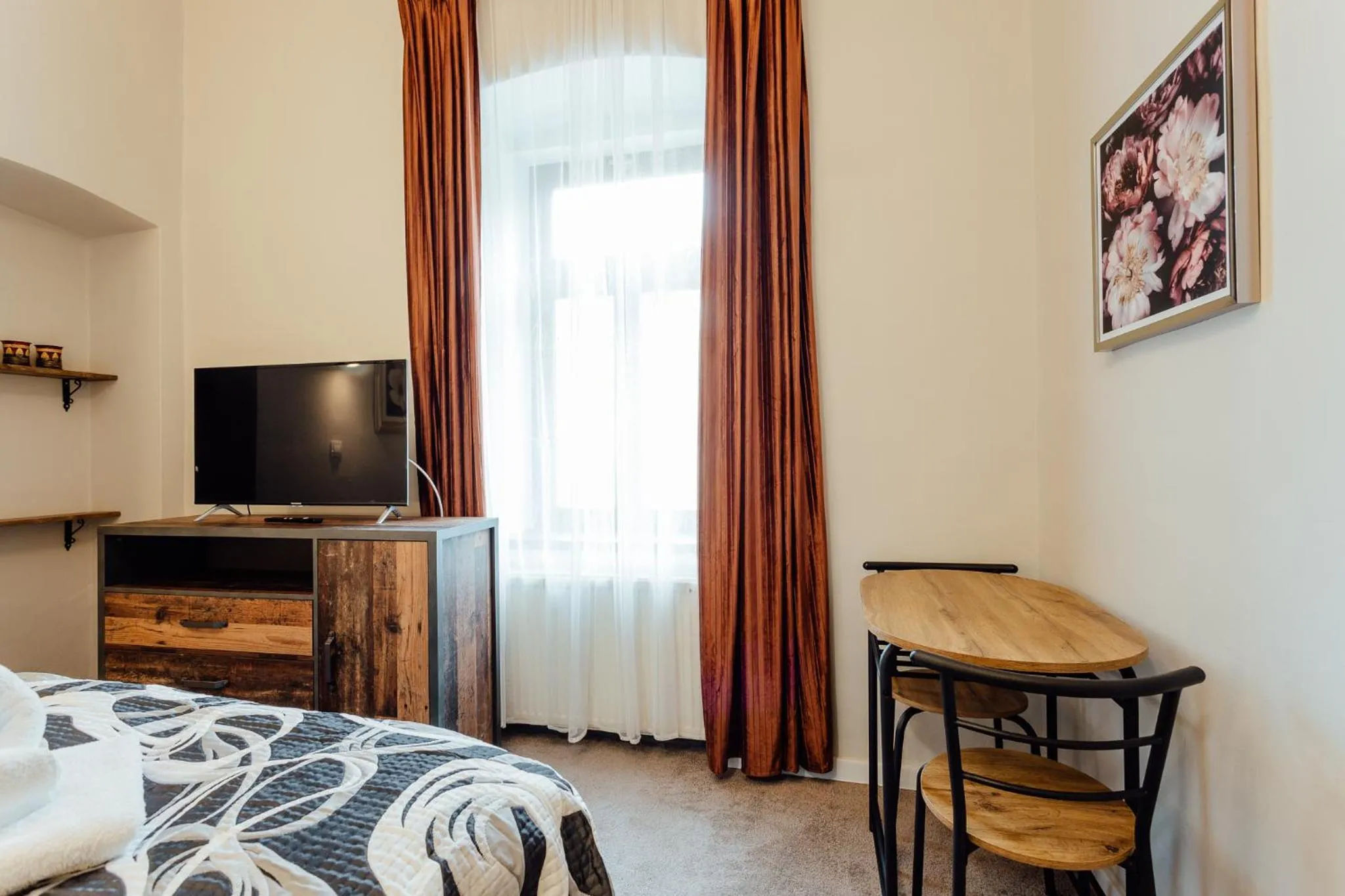 TV and multimedia, Bed in Botanický dvor