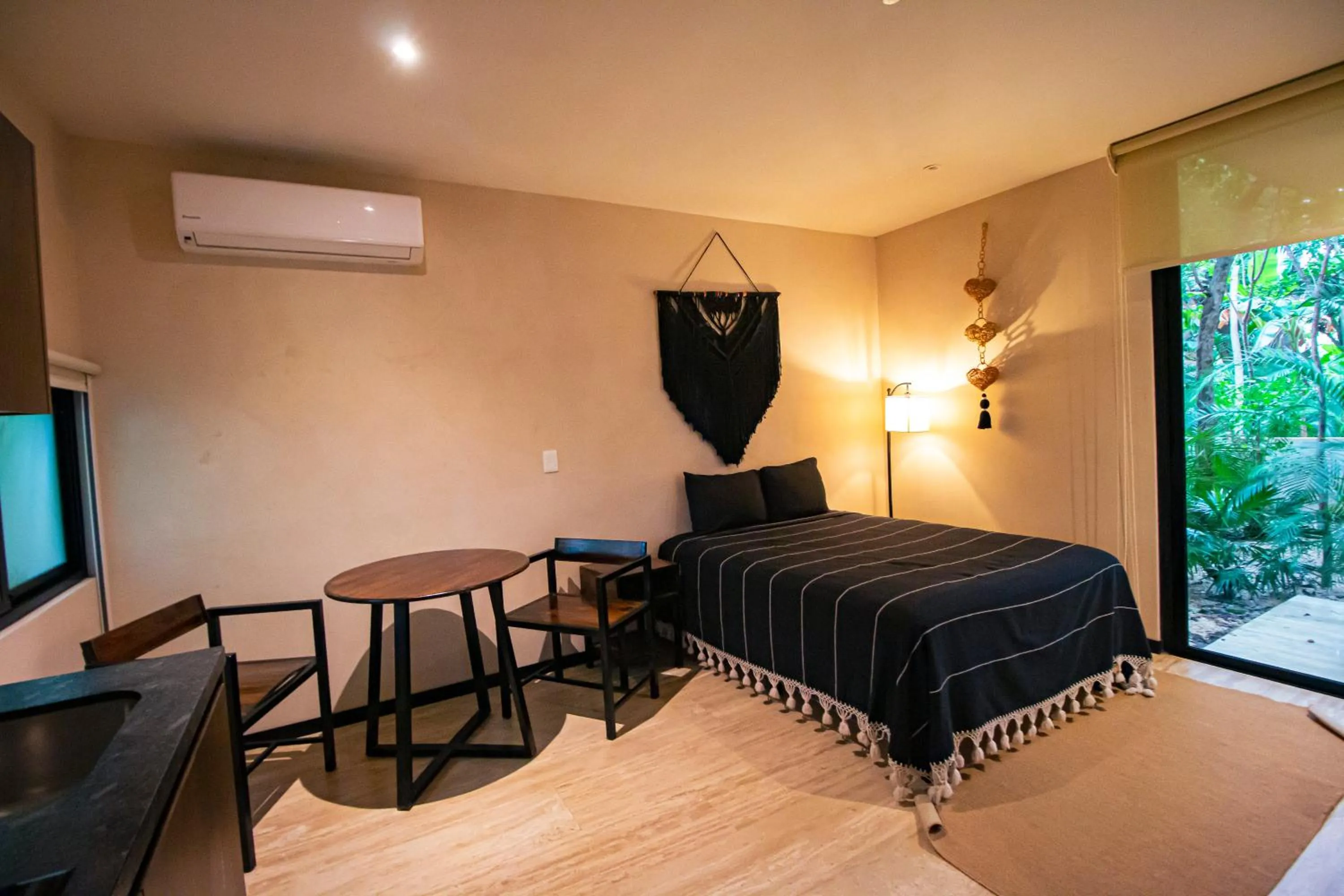 Decorative detail, Bed in Ophelia Experience