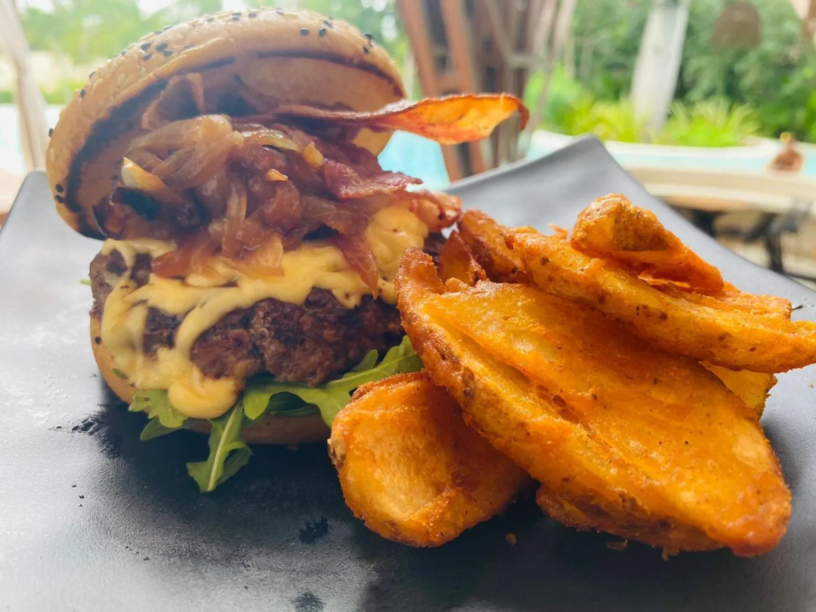 Restaurant/places to eat in Ophelia Experience