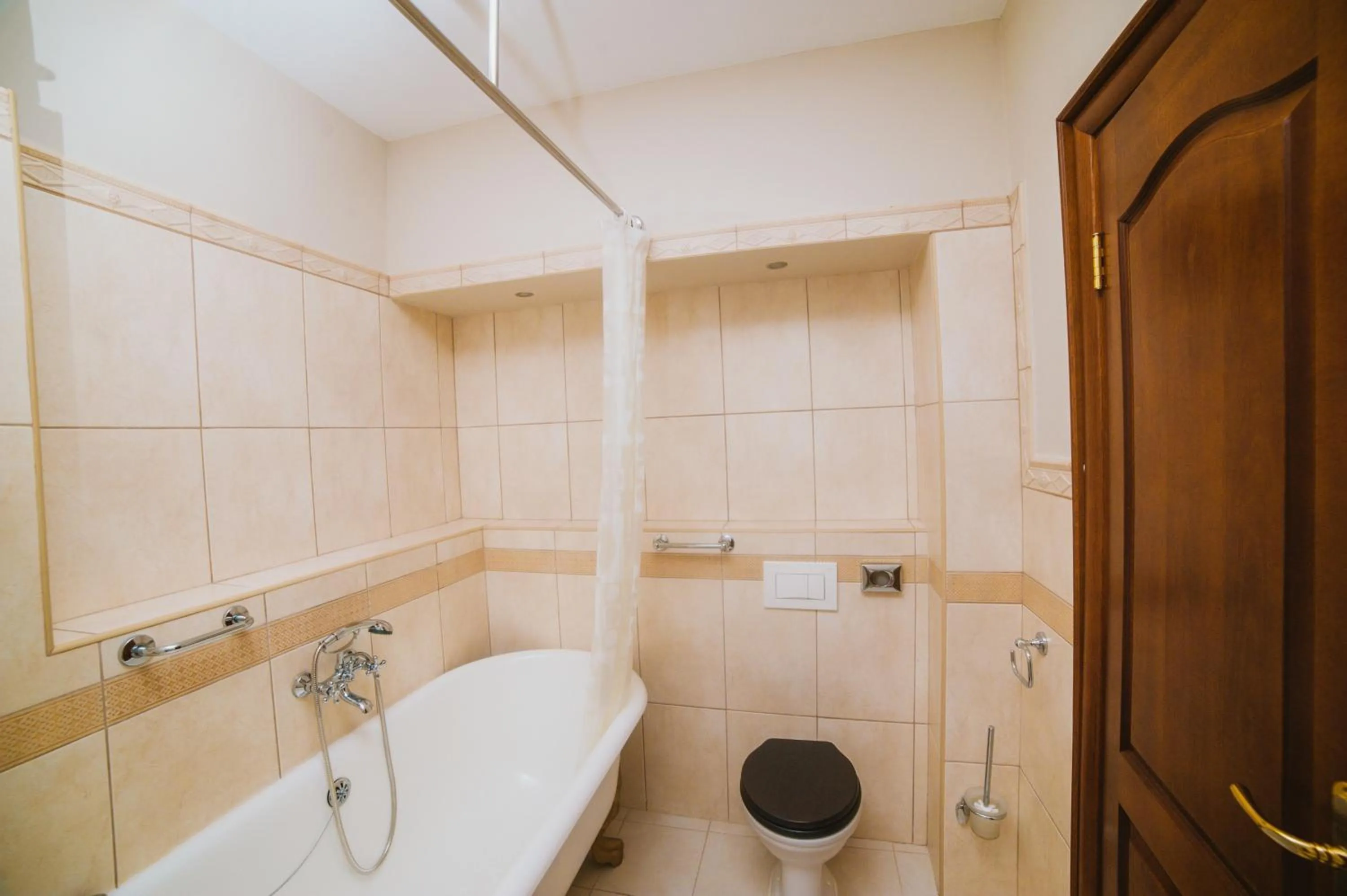 Toilet in Hotel Astoria