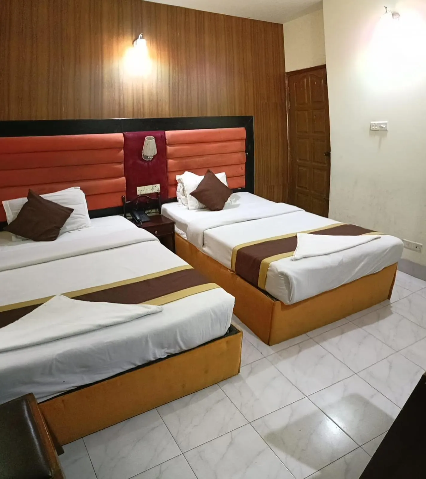 Bed in Hotel Skylink