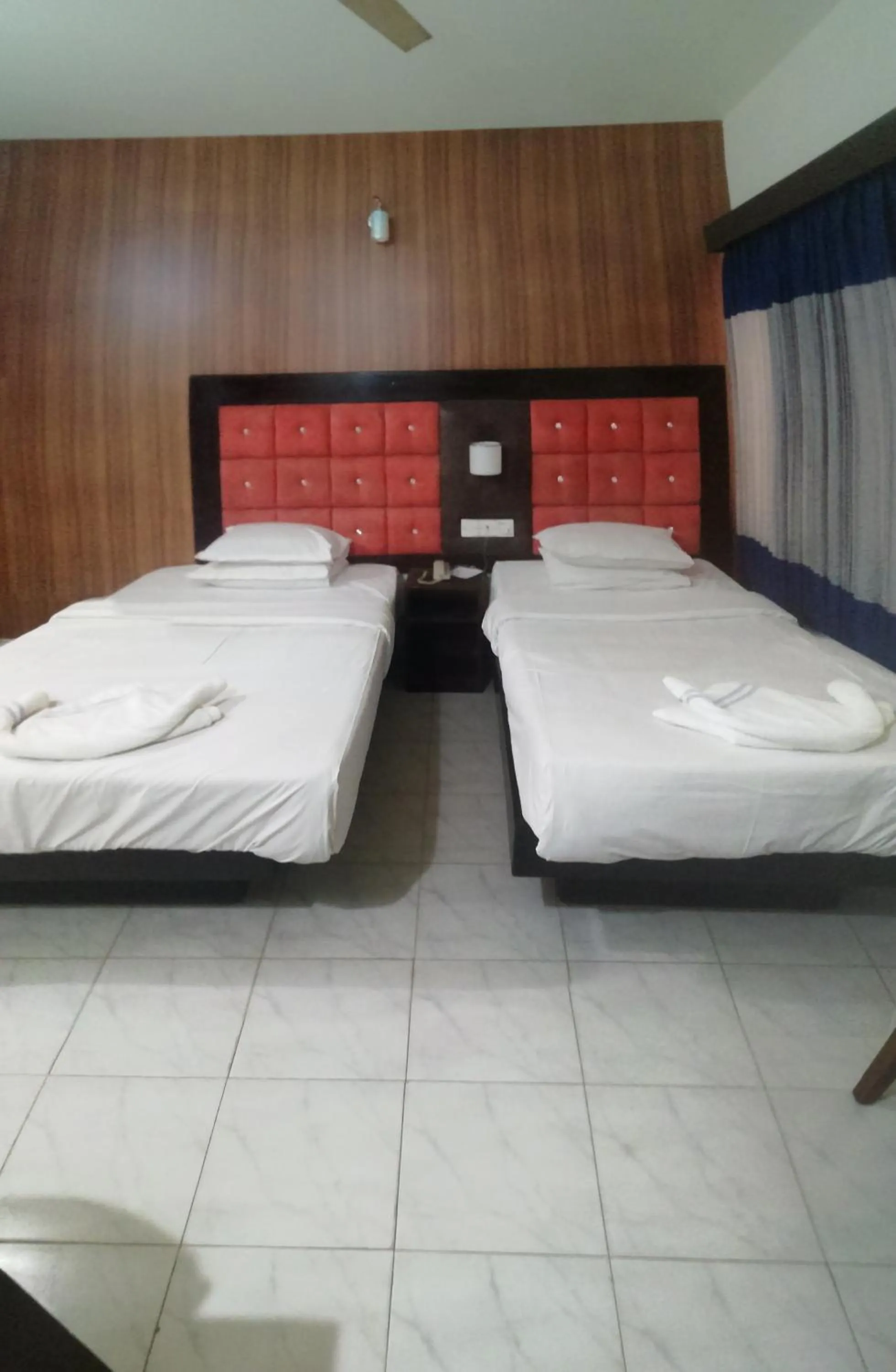Bed in Hotel Skylink