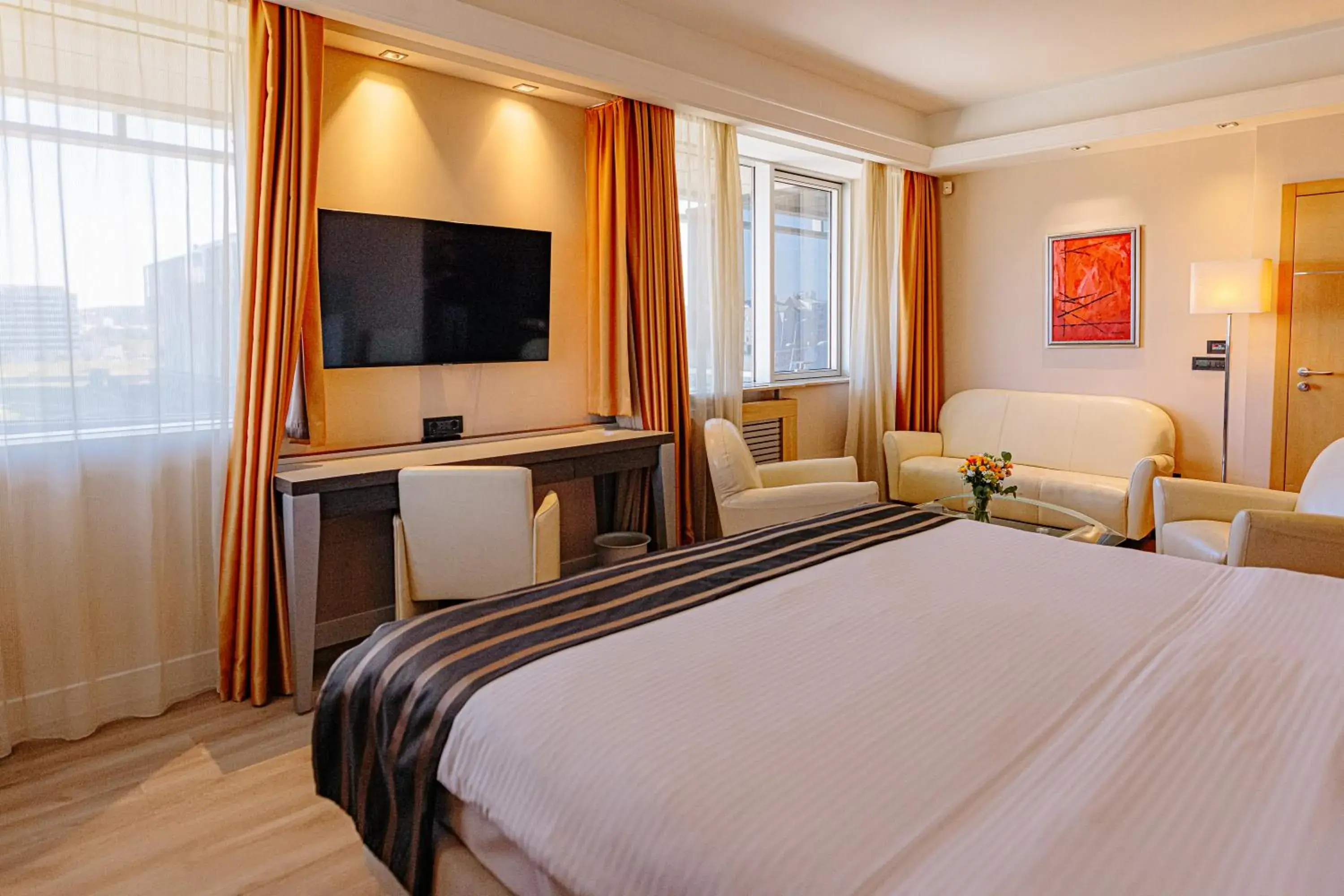 Bed in Holiday Inn Belgrade, an IHG Hotel Bed in Holiday Inn Belgrade, an IHG Hotel