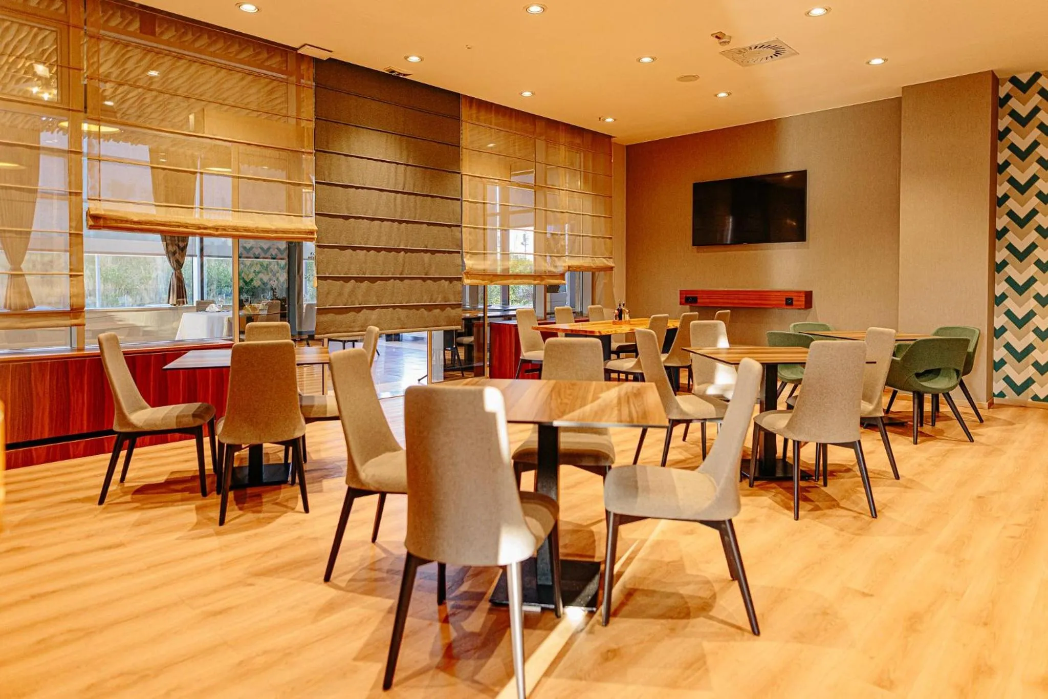 Restaurant/places to eat in Holiday Inn Belgrade, an IHG Hotel