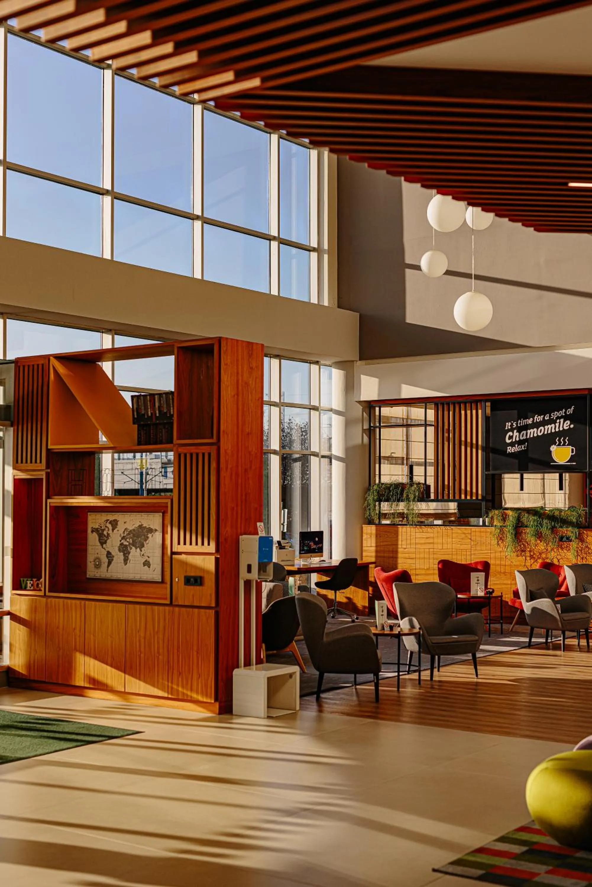 Lobby or reception in Holiday Inn Belgrade, an IHG Hotel