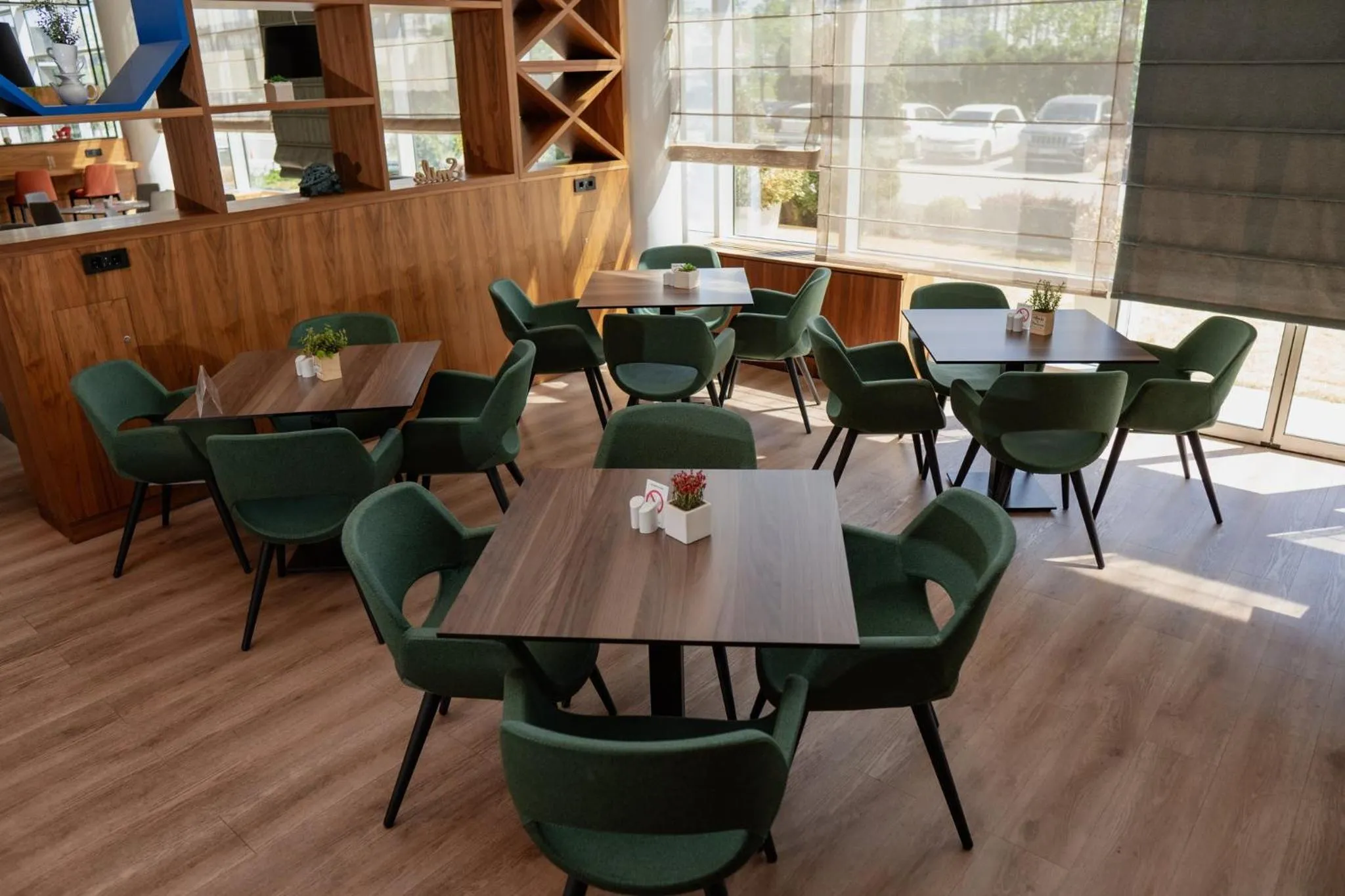 Restaurant/places to eat in Holiday Inn Belgrade, an IHG Hotel