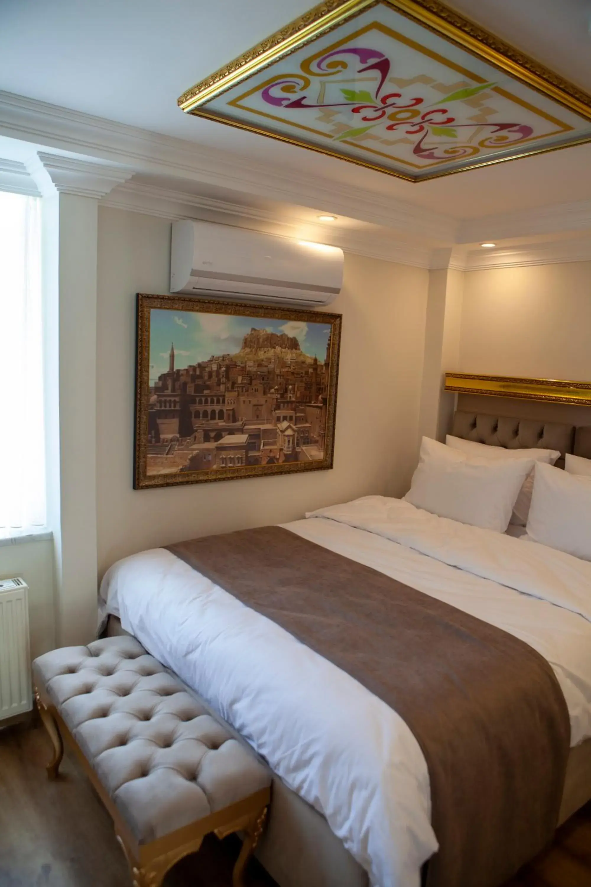 Bed in Blue Zerzevan Konak Hotel Bed in Blue Zerzevan Konak Hotel