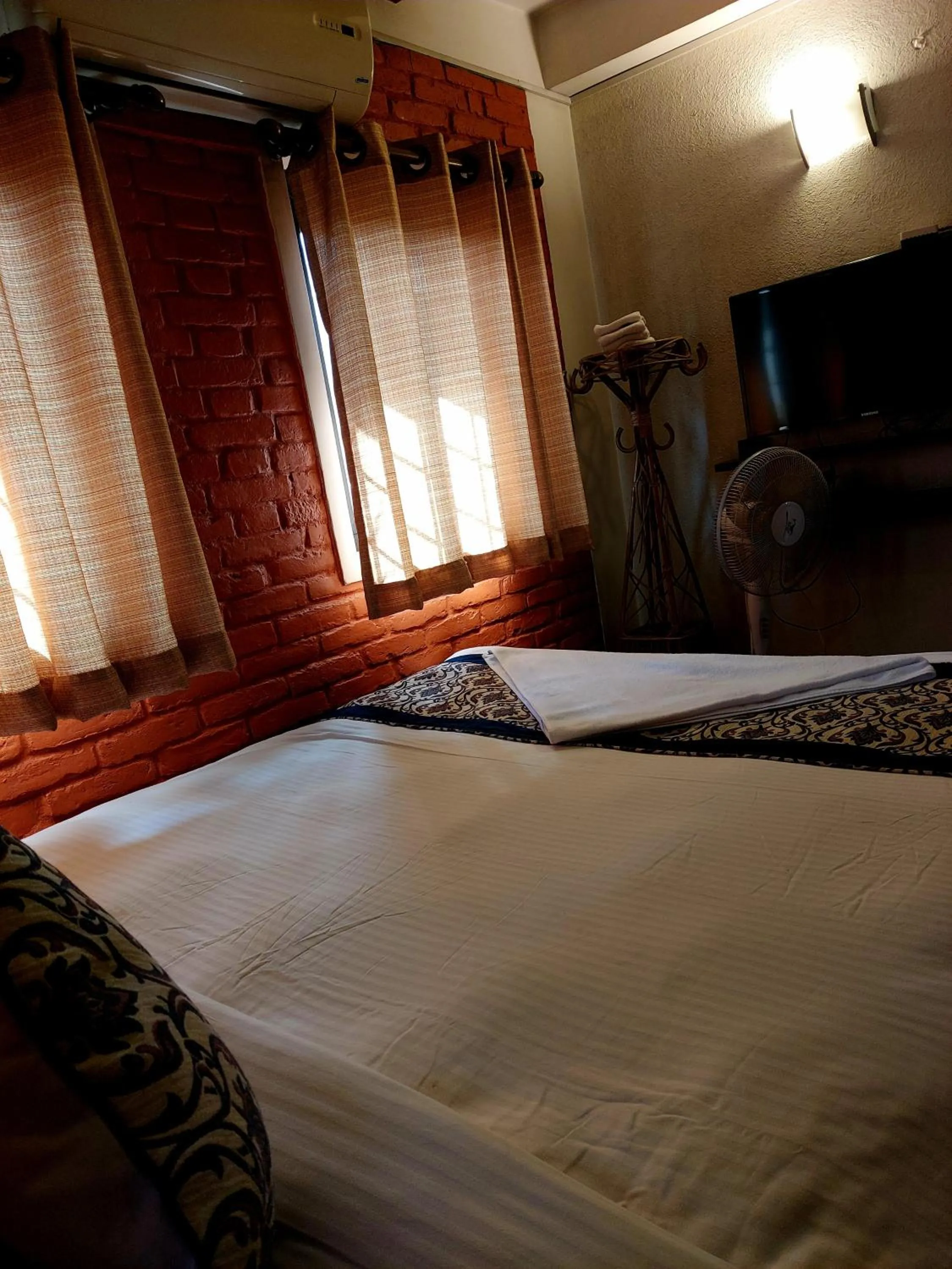 Bedroom, Bed in Hotel Garuda