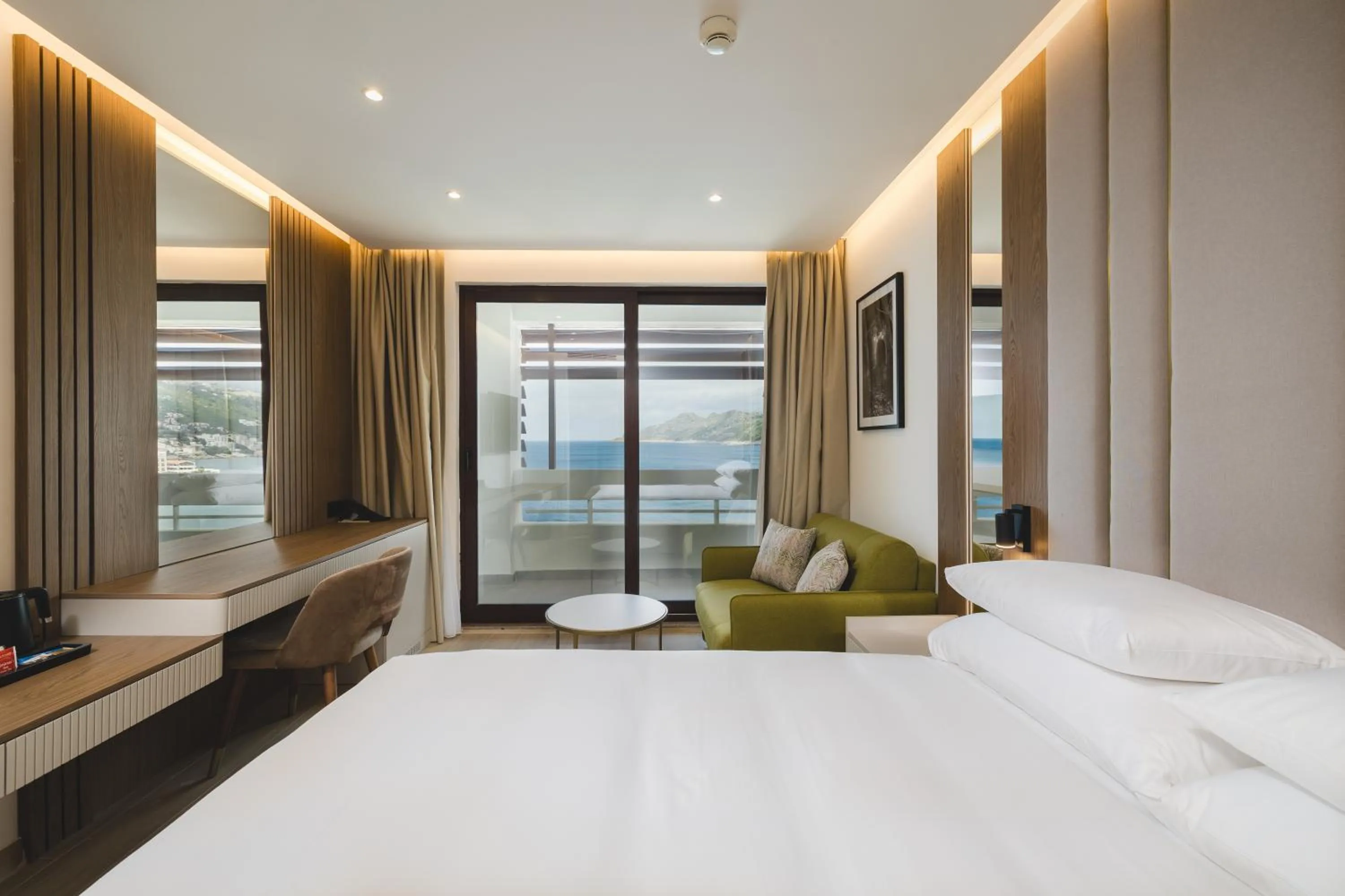 View (from property/room), Bed in Radisson Resort Ruza Vjetrova