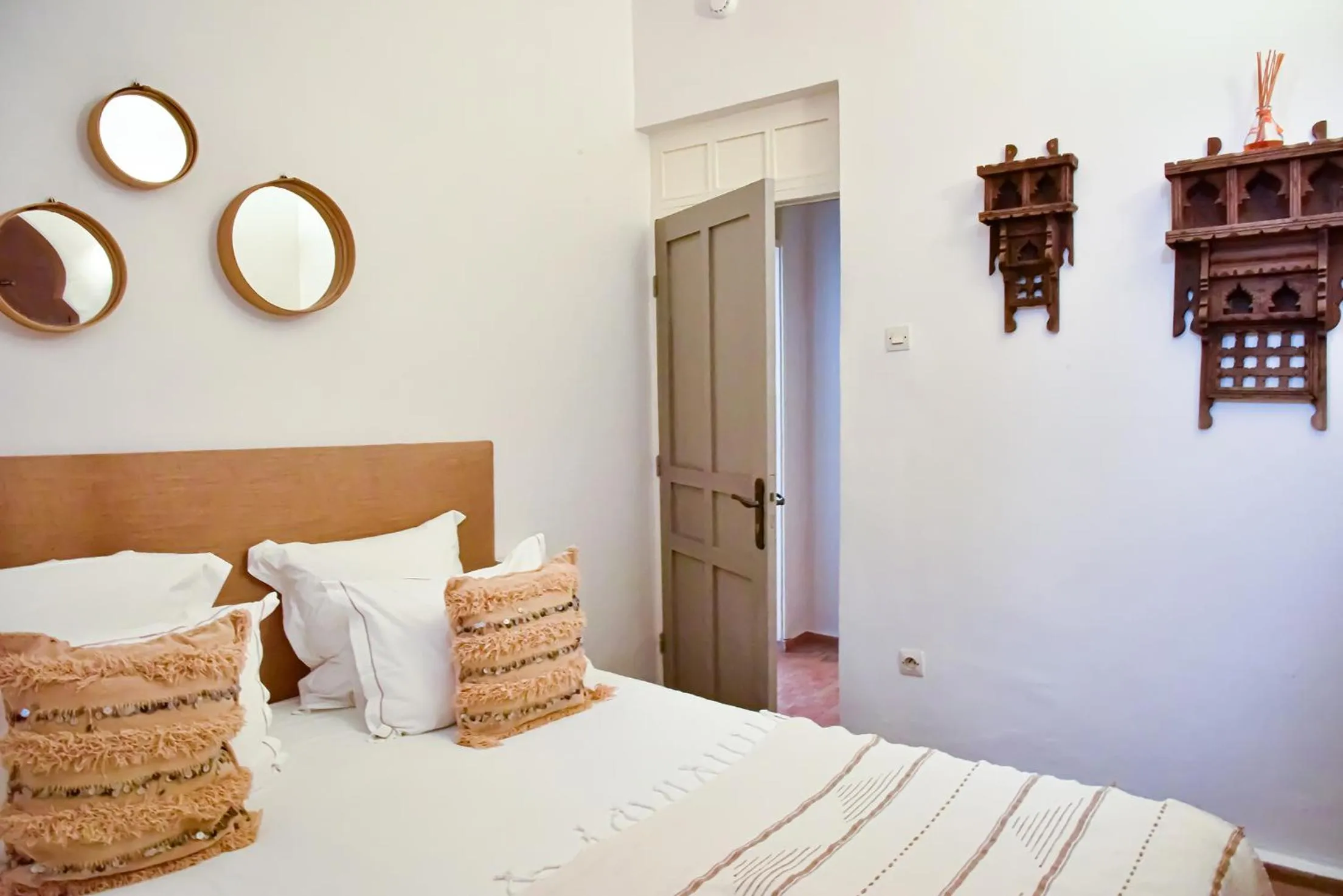 Property building, Bed in Riad Lyon-Mogador