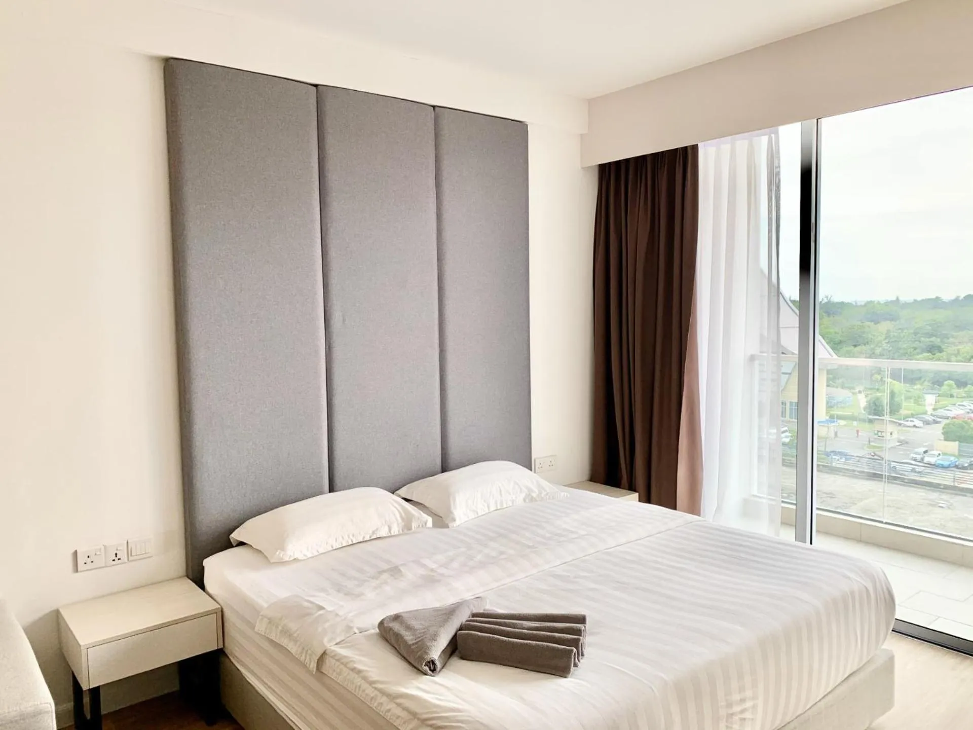 Bedroom, Bed in Deco Home @ Aru Suites