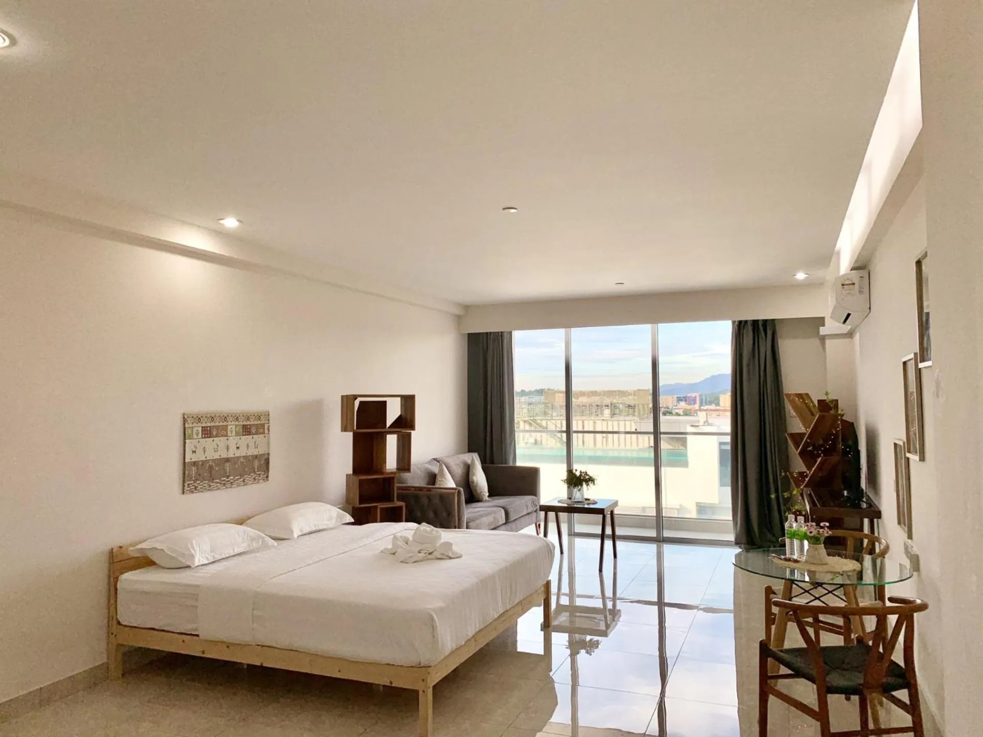 Bed in Deco Home @ Aru Suites