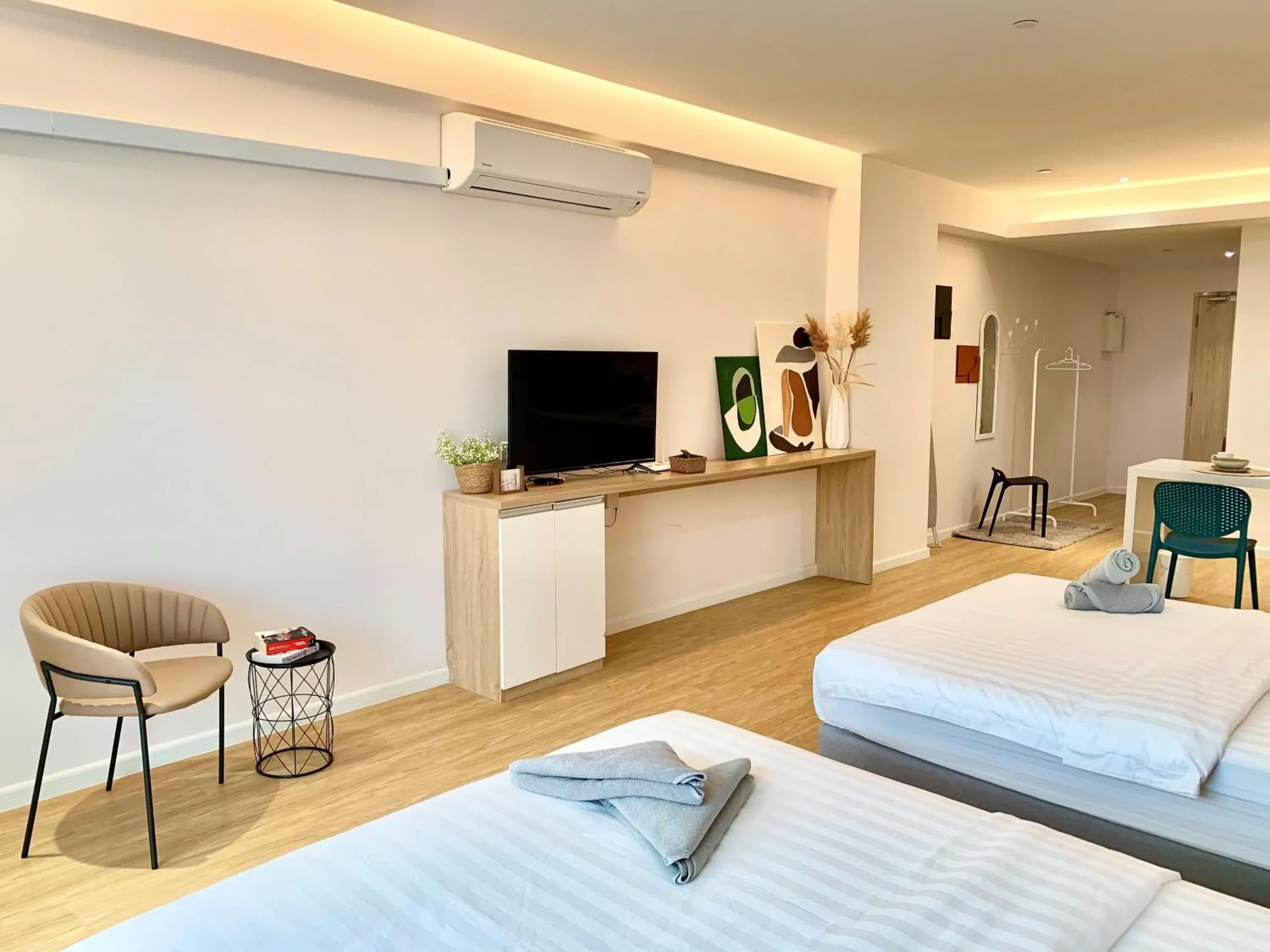 Bed in Deco Home @ Aru Suites Bed in Deco Home @ Aru Suites