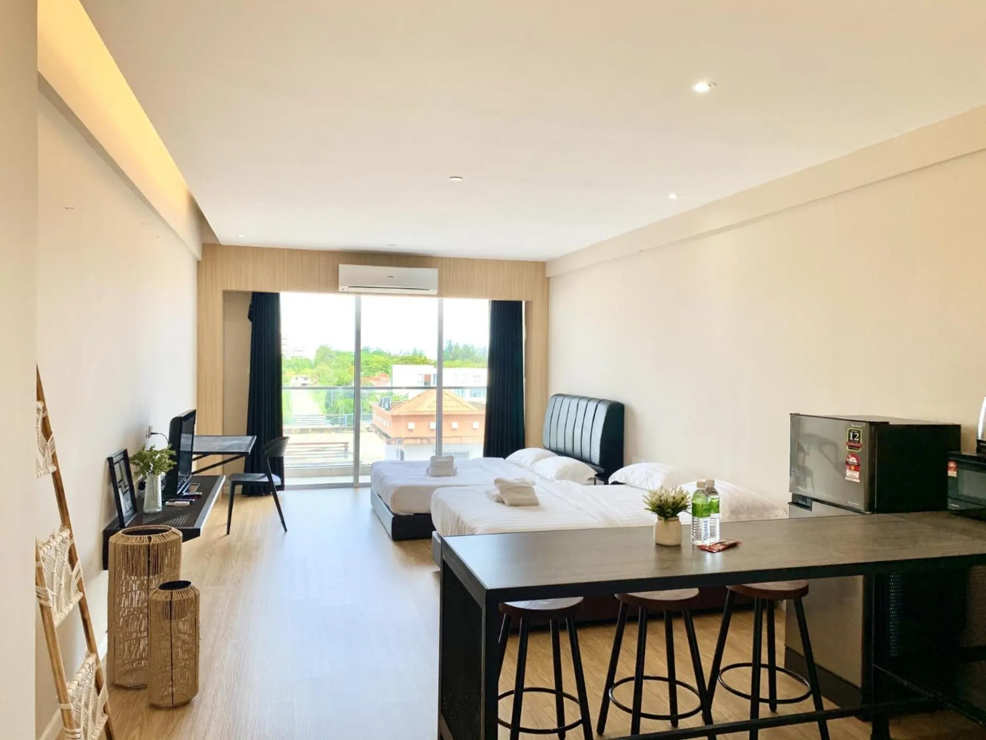 Living room in Deco Home @ Aru Suites