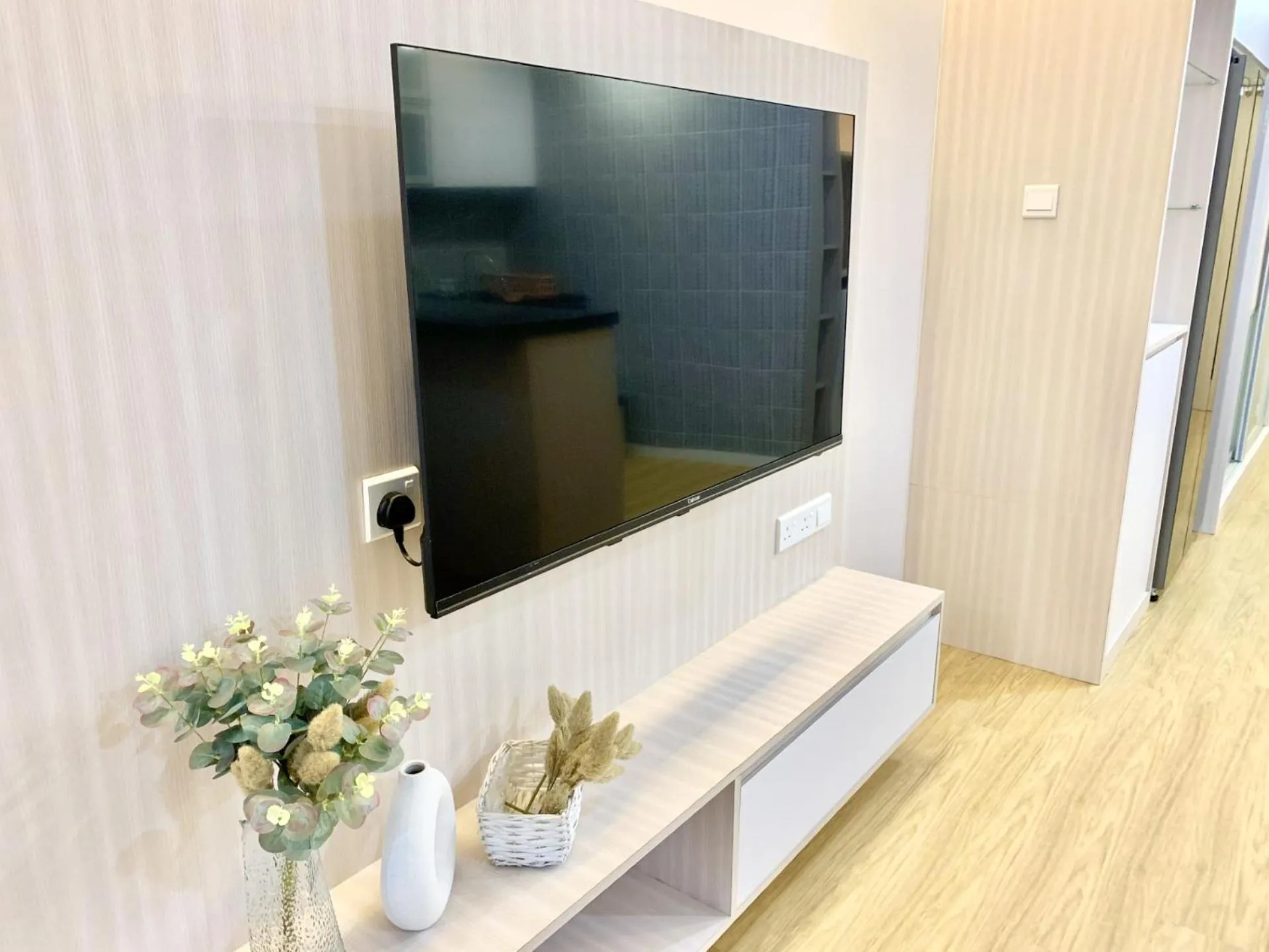 TV and multimedia in Deco Home @ Aru Suites