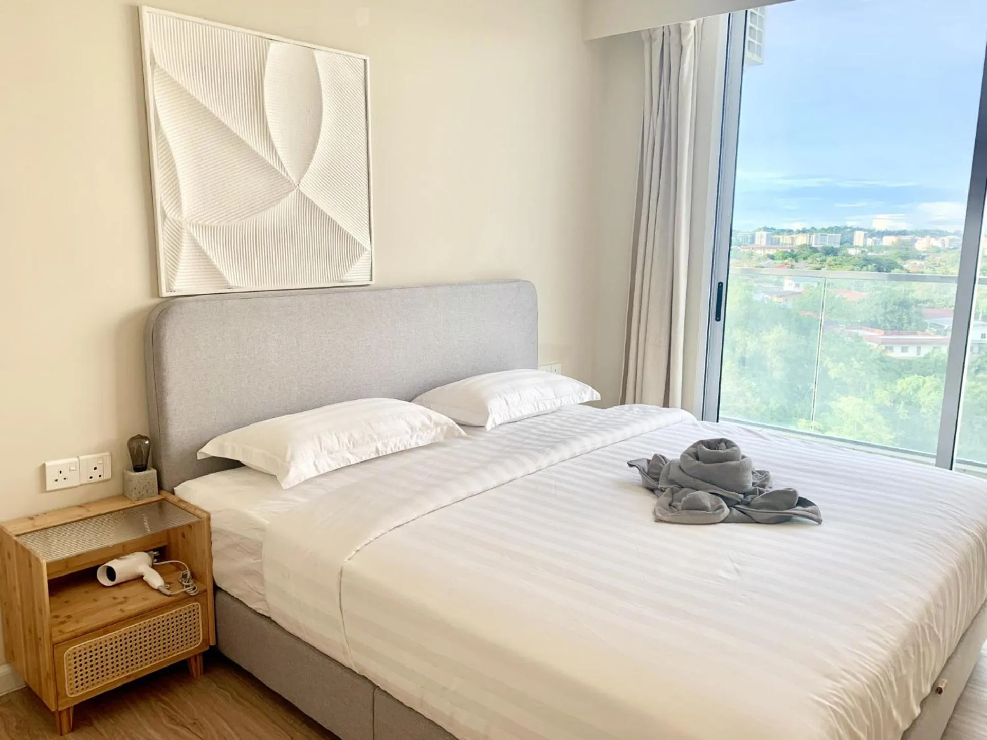 Bedroom, Bed in Deco Home @ Aru Suites