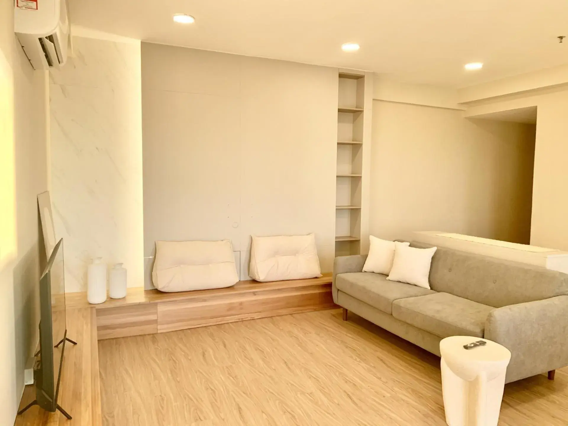 Three-Bedroom Apartment with Sea View in Deco Home @ Aru Suites Three-Bedroom Apartment with Sea View in Deco Home @ Aru Suites