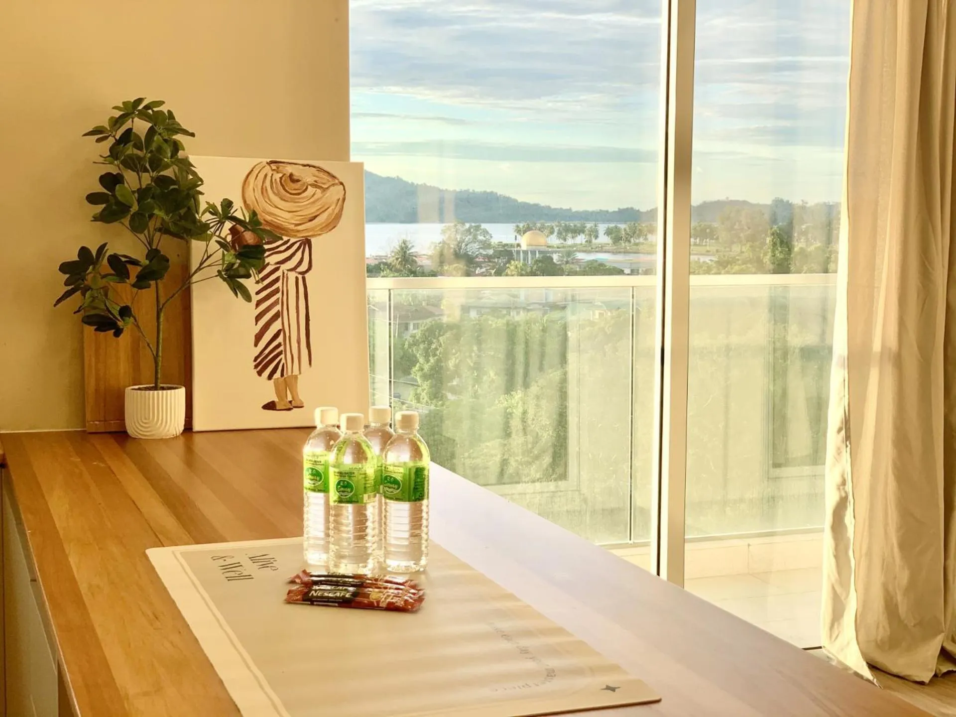 Kitchen or kitchenette in Deco Home @ Aru Suites