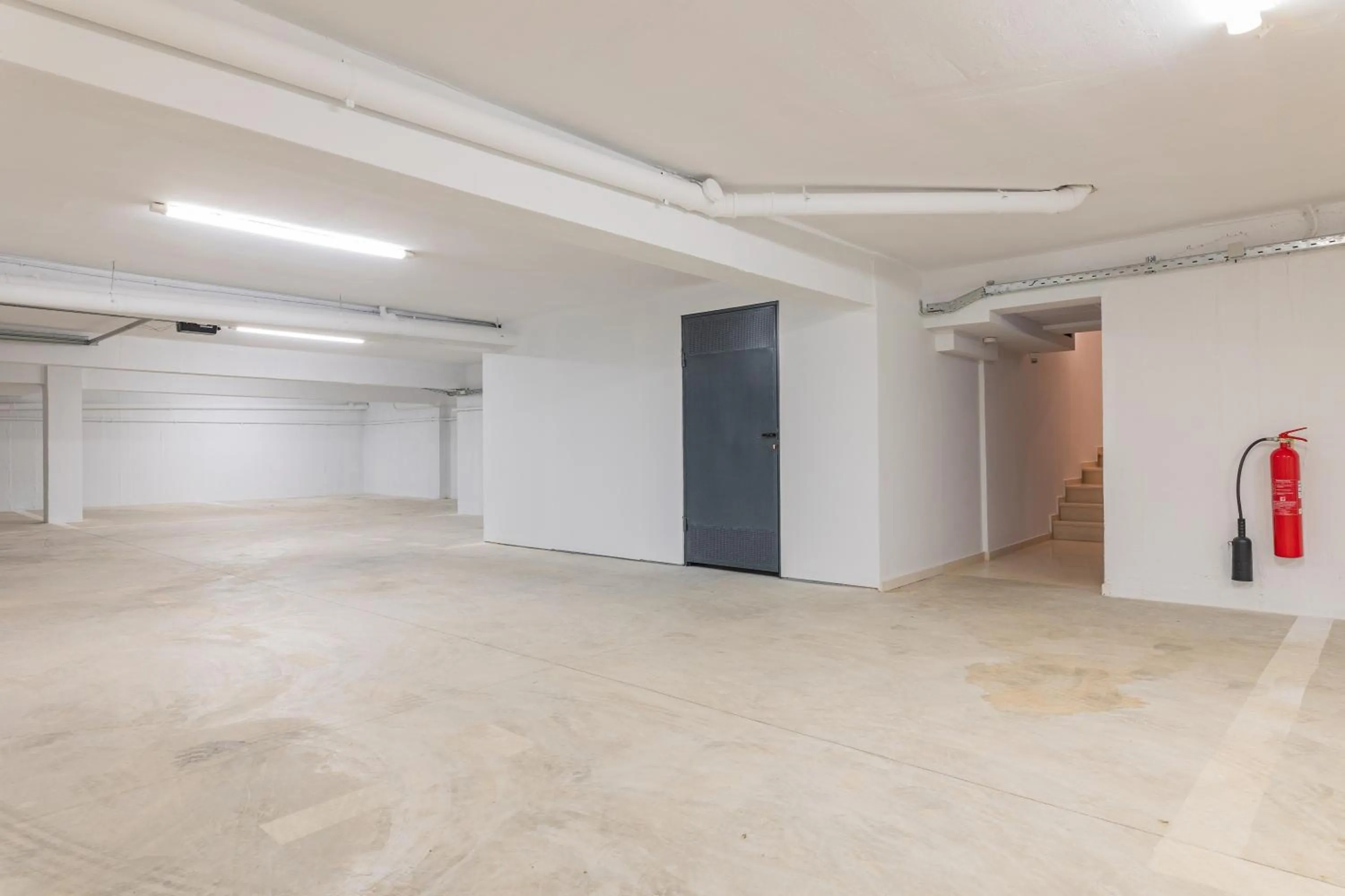 Parking in CITY HILL Luxury Apartments