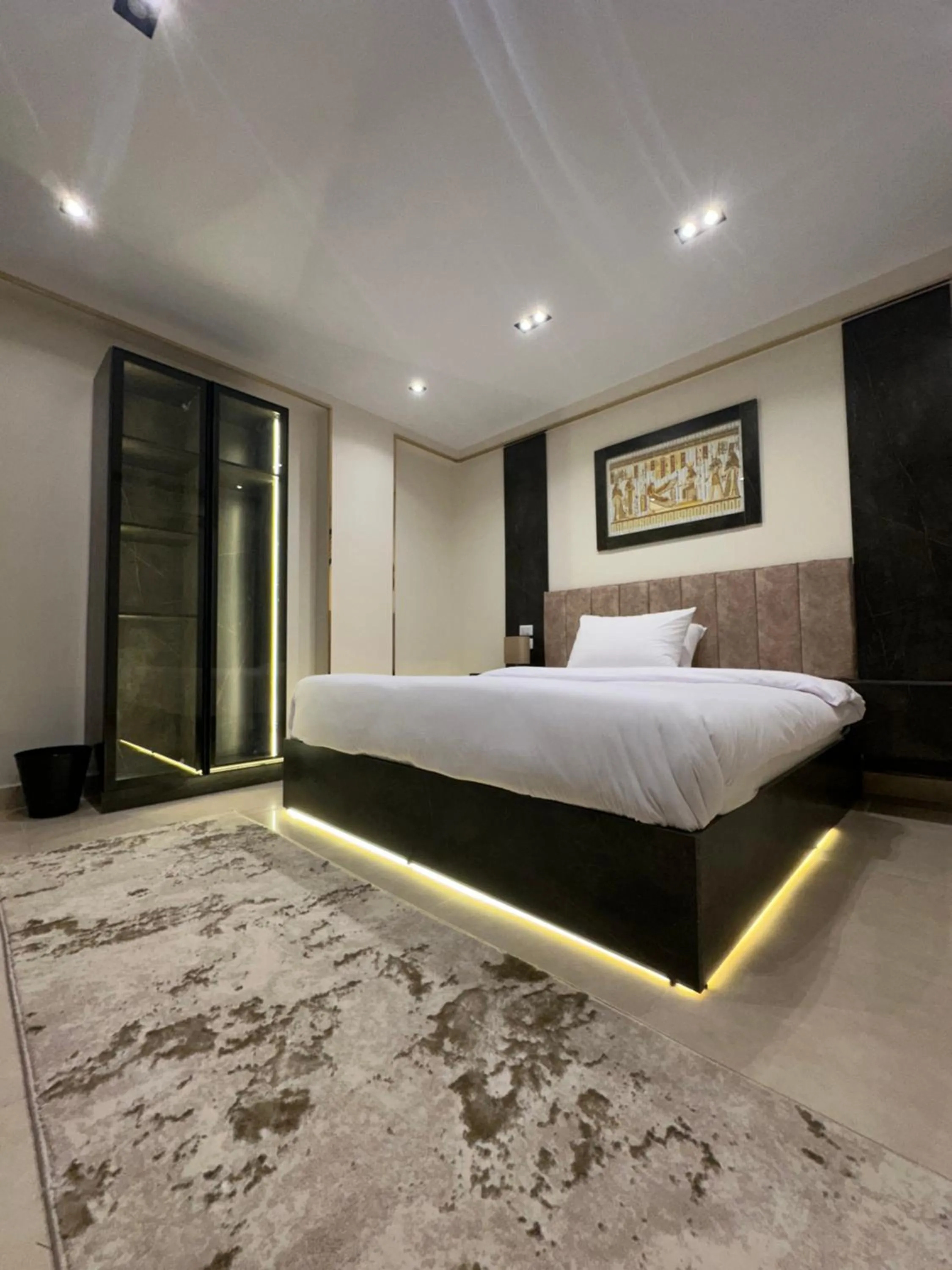 Bed in Crowne Pyramids View inn