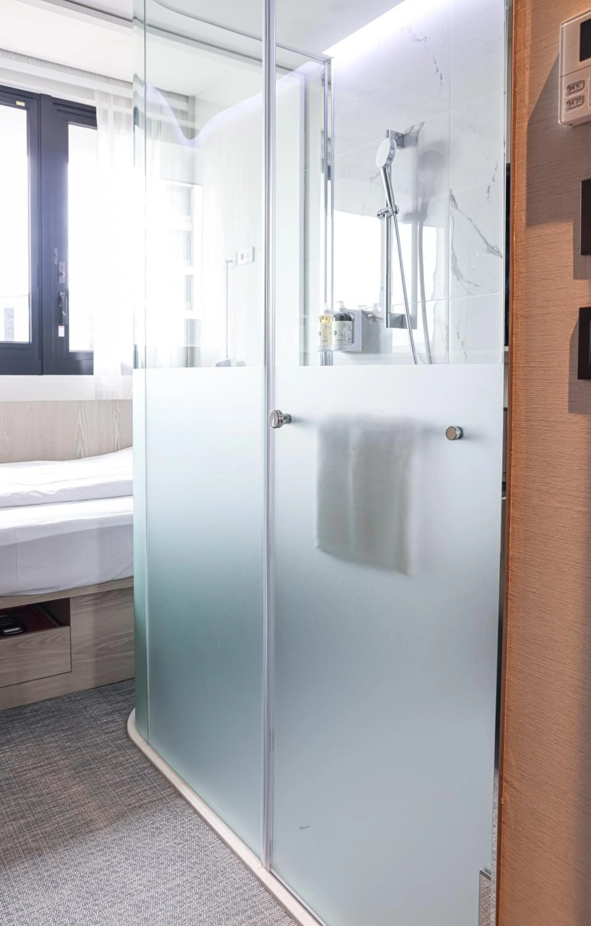 Shower in Royal Jade Boutique Hotel