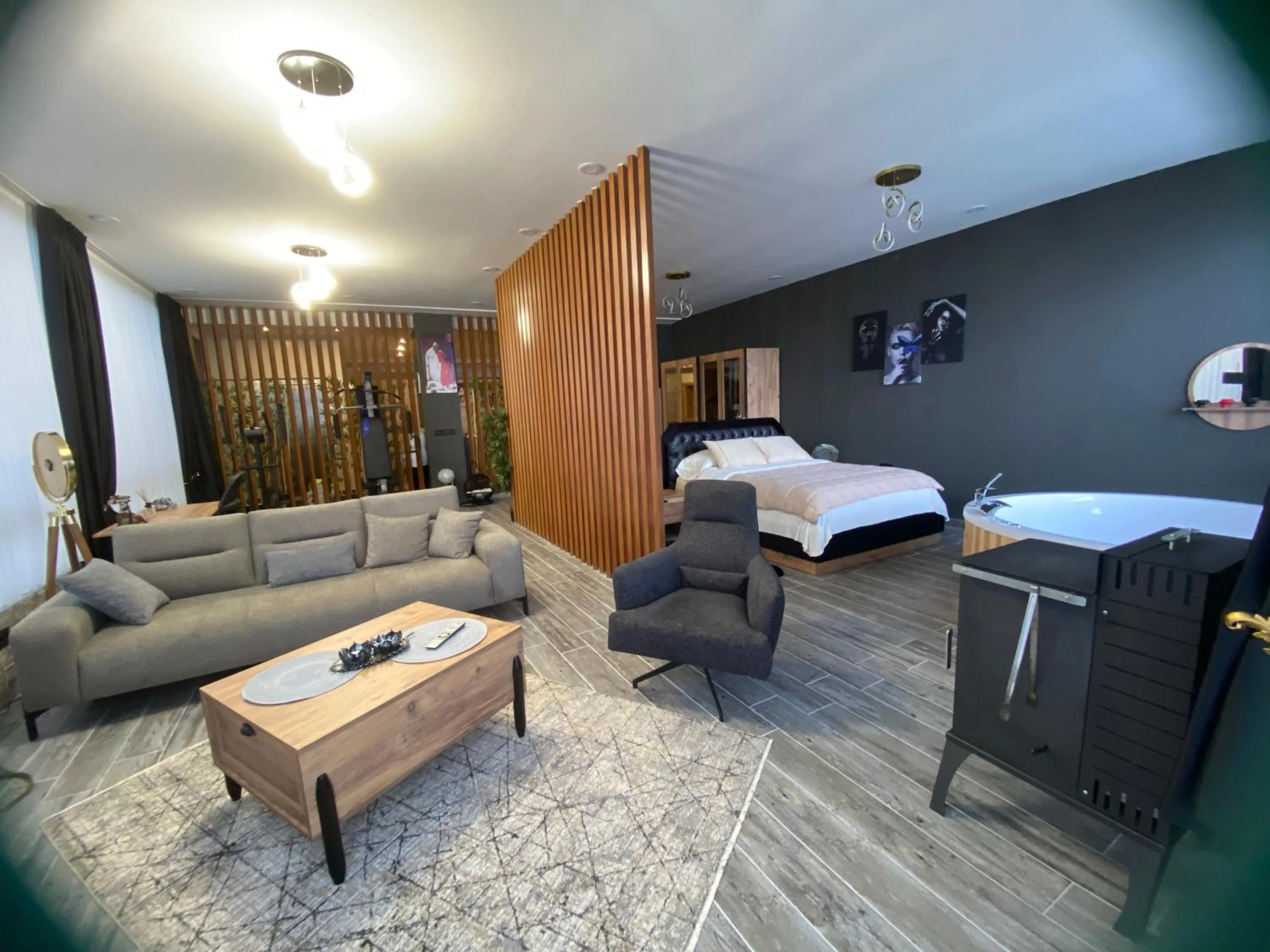 Seating area, Bed in Fenix loft