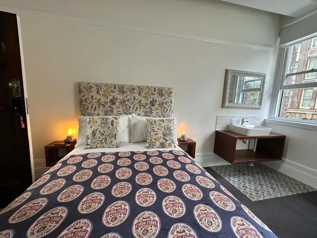 Photo of the whole room, Bed in The Resch House