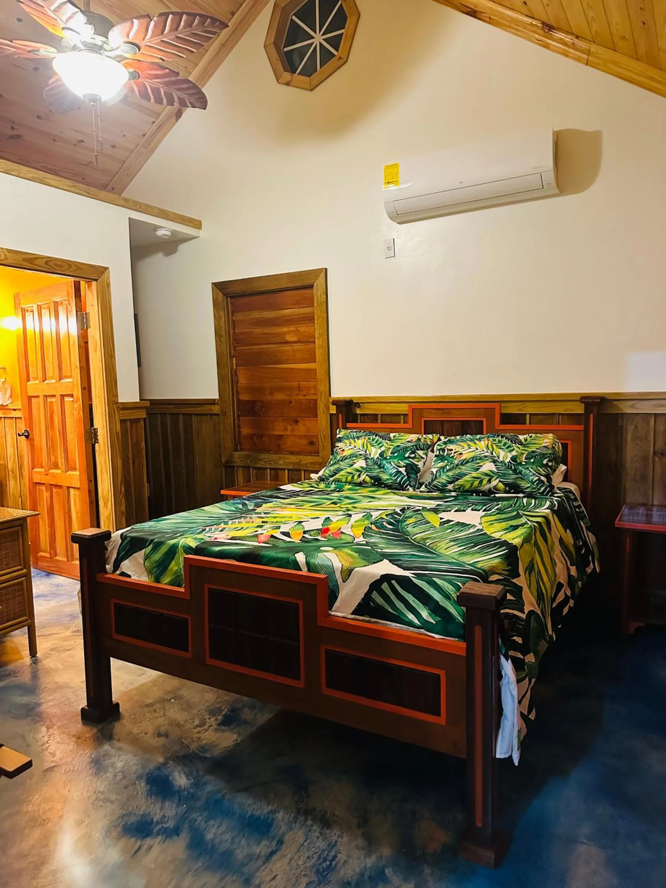 Bed in Howler Landing Vacation Rental