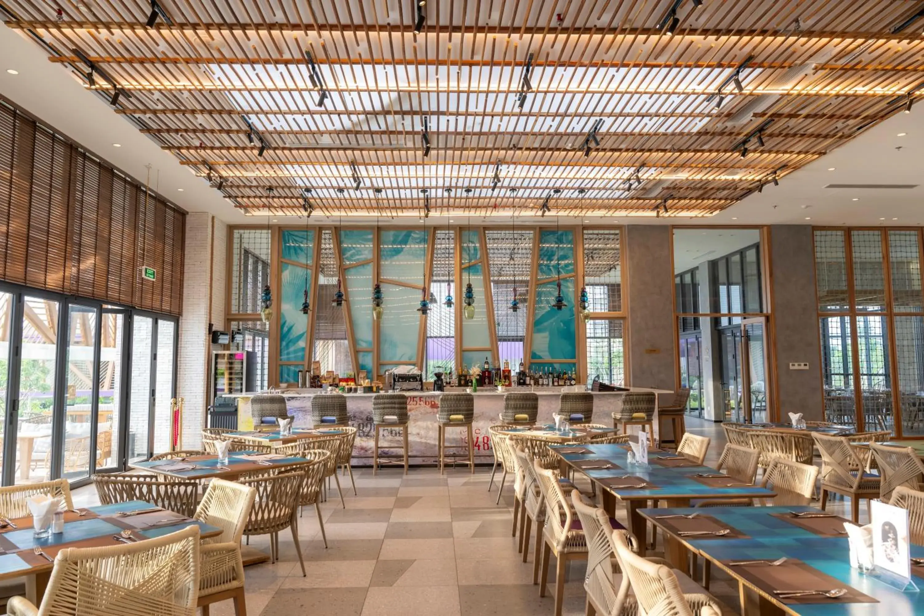 Restaurant/places to eat in TTC Van Phong Bay Resort - Himalaya Sauna & Steam Retreat Included Restaurant/places to eat in TTC Van Phong Bay Resort - Himalaya Sauna & Steam Retreat Included