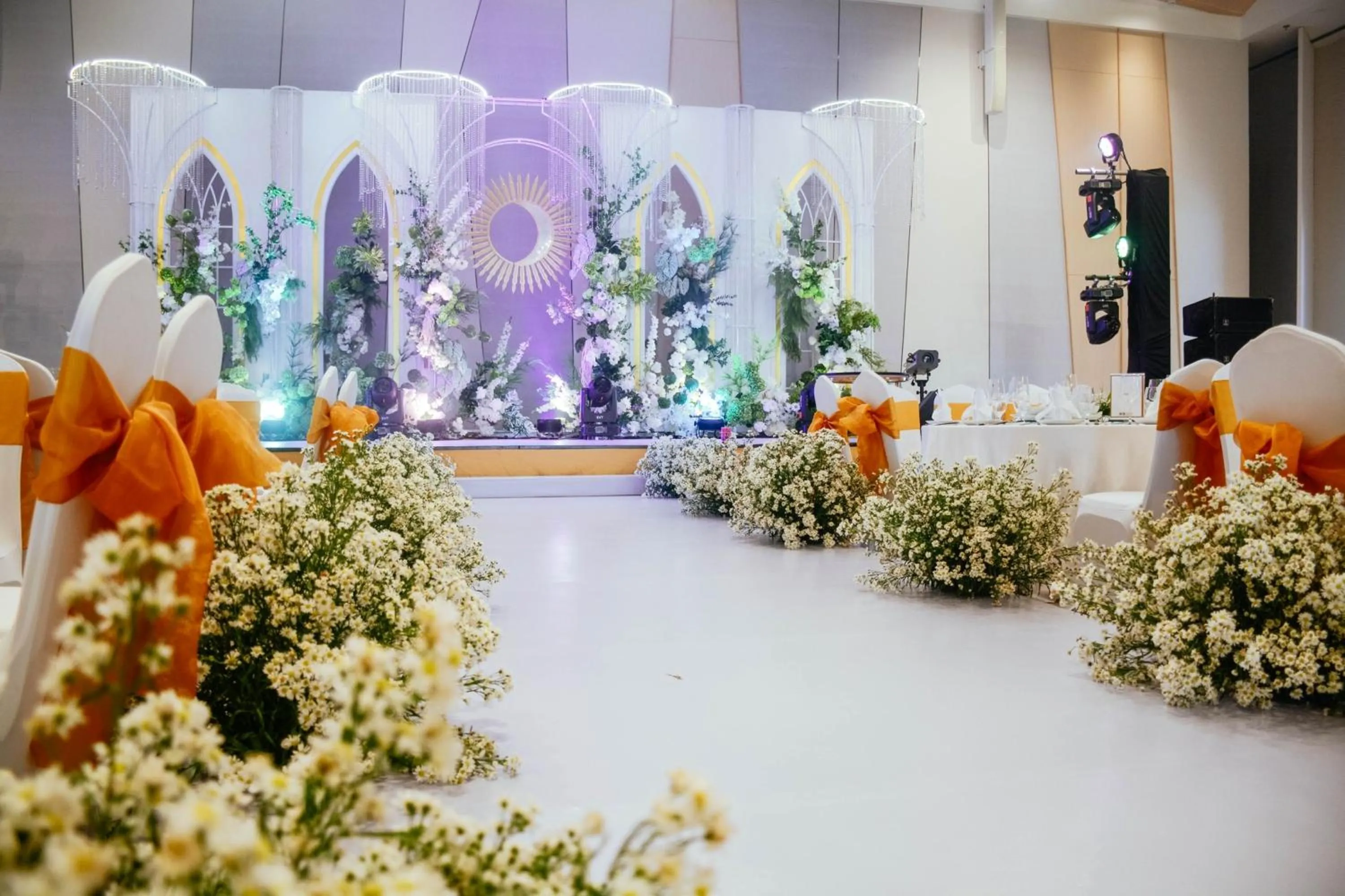 wedding in TTC Van Phong Bay Resort - Himalaya Sauna & Steam Retreat Included