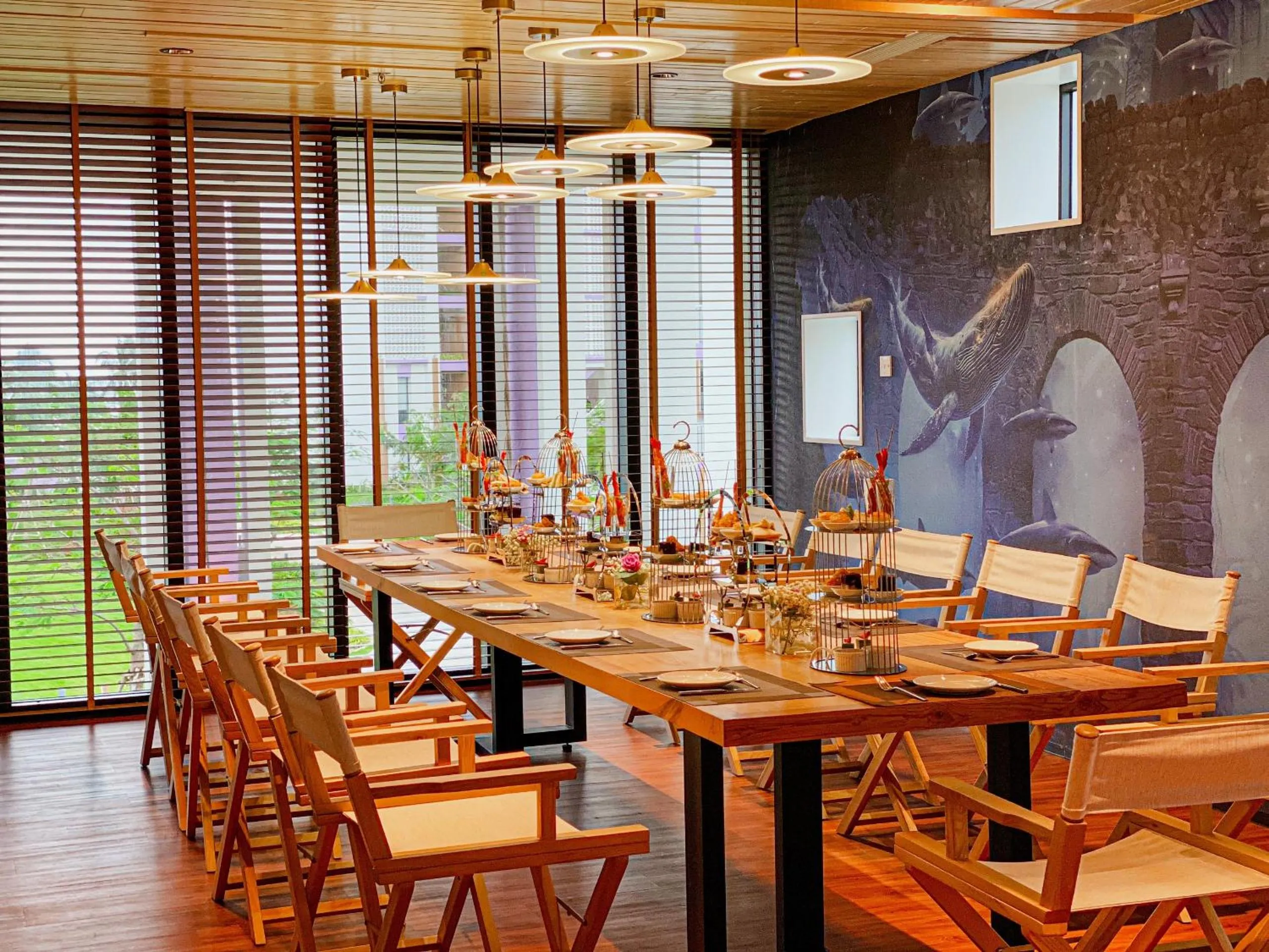 Lounge or bar in TTC Van Phong Bay Resort - Himalaya Sauna & Steam Retreat Included