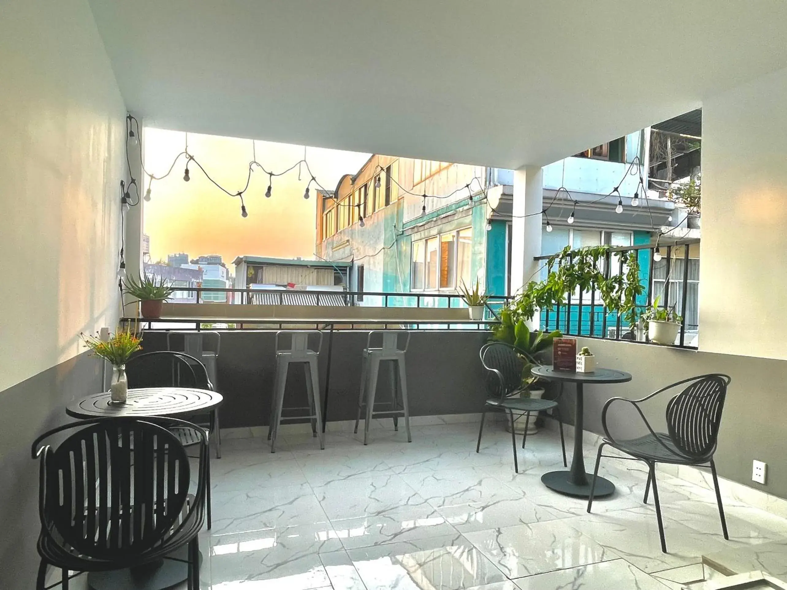 Property building in Jasmine Hotel Property building in Jasmine Hotel