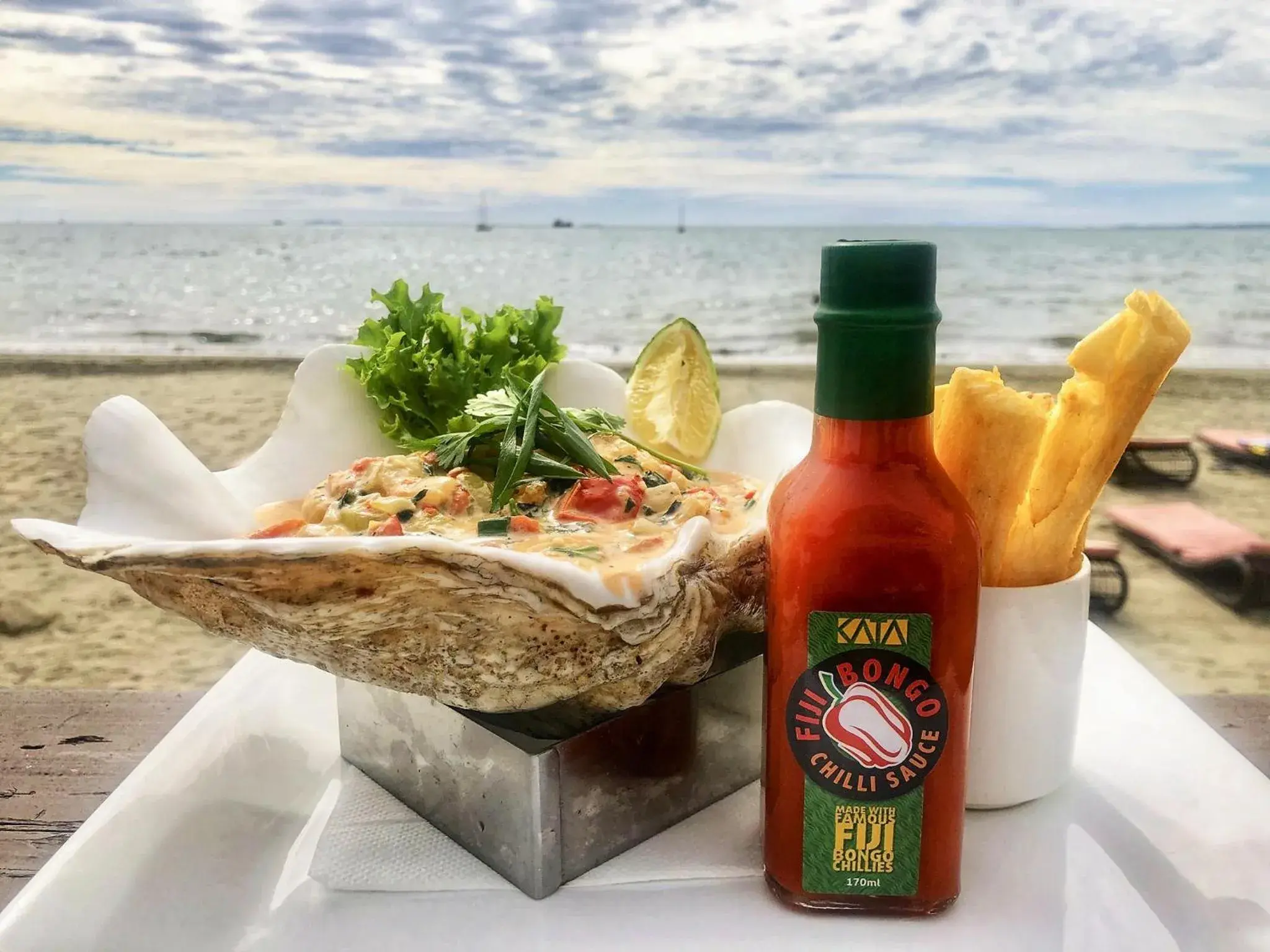 Lunch in Smugglers Cove Beach Resort & Hotel Lunch in Smugglers Cove Beach Resort & Hotel