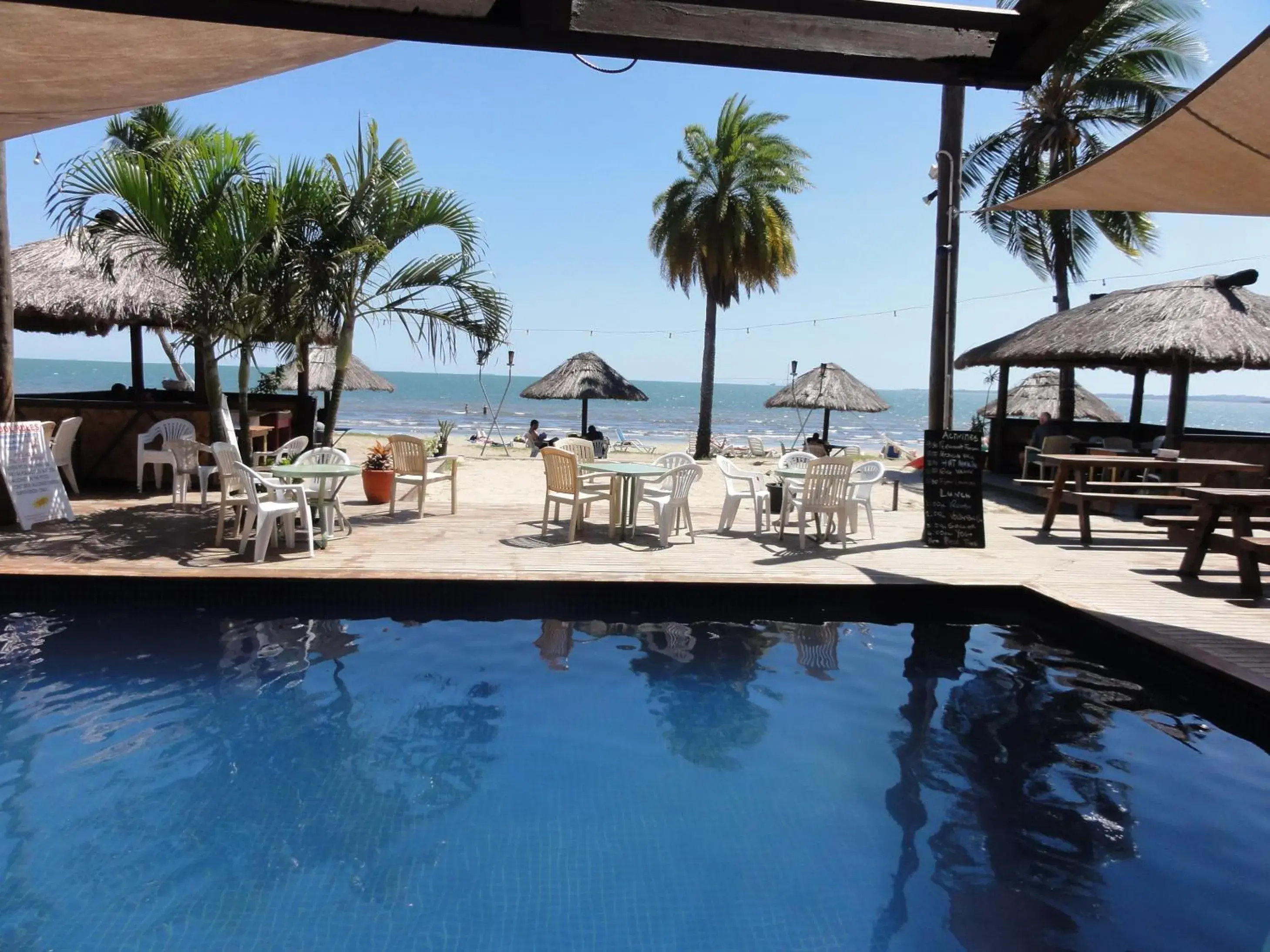 Pool view in Smugglers Cove Beach Resort & Hotel Pool view in Smugglers Cove Beach Resort & Hotel