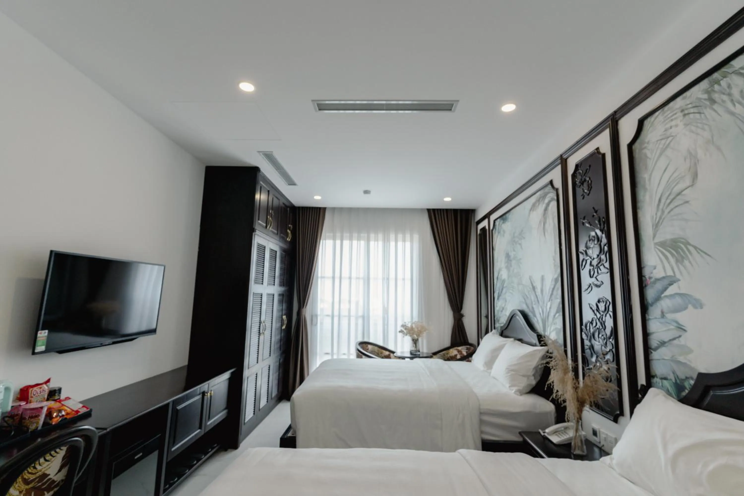 Property building, Bed in Khách sạn Royal Phú Quốc
