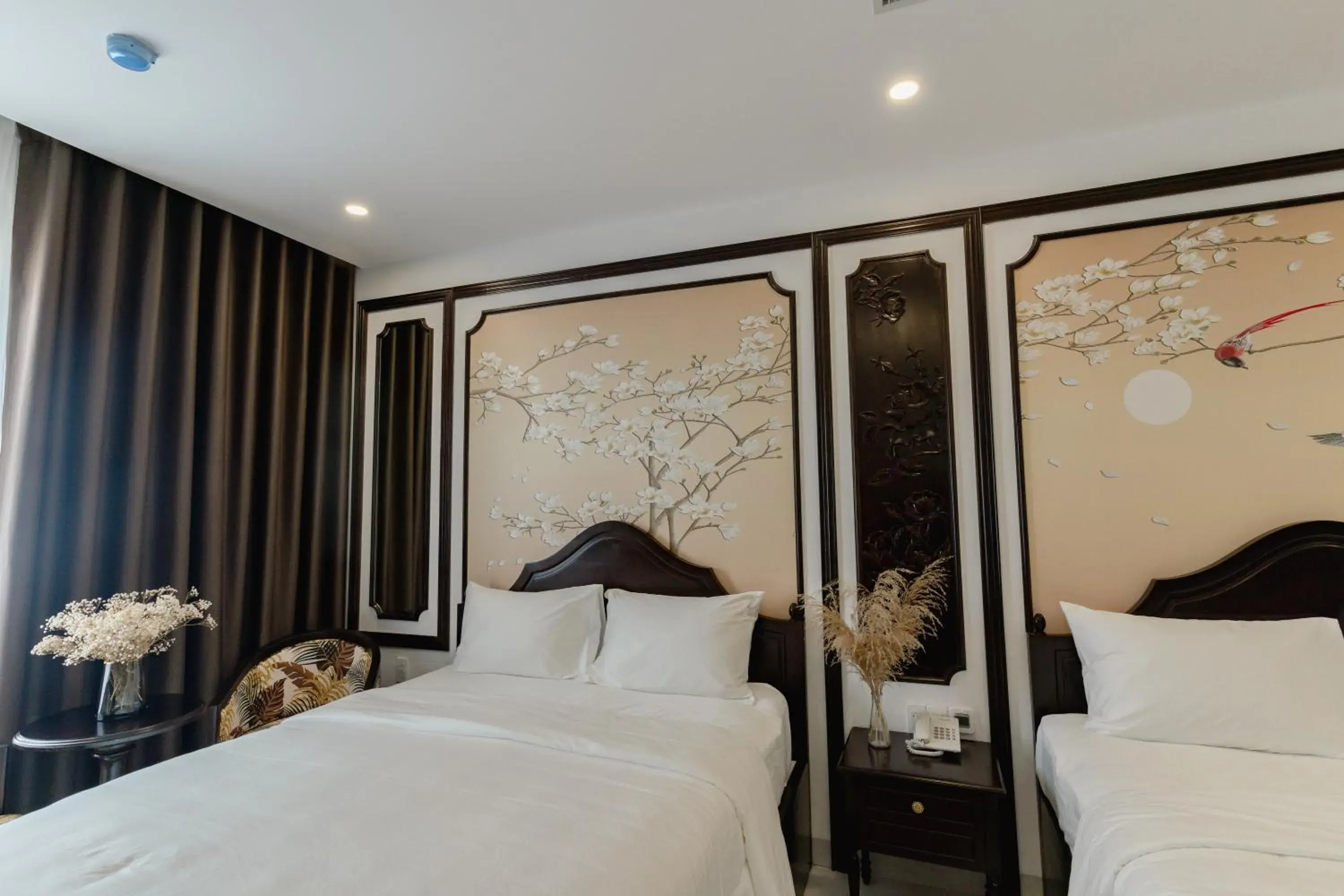 Triple Room with Sea View in Royal Hotel Phu Quoc Triple Room with Sea View in Royal Hotel Phu Quoc