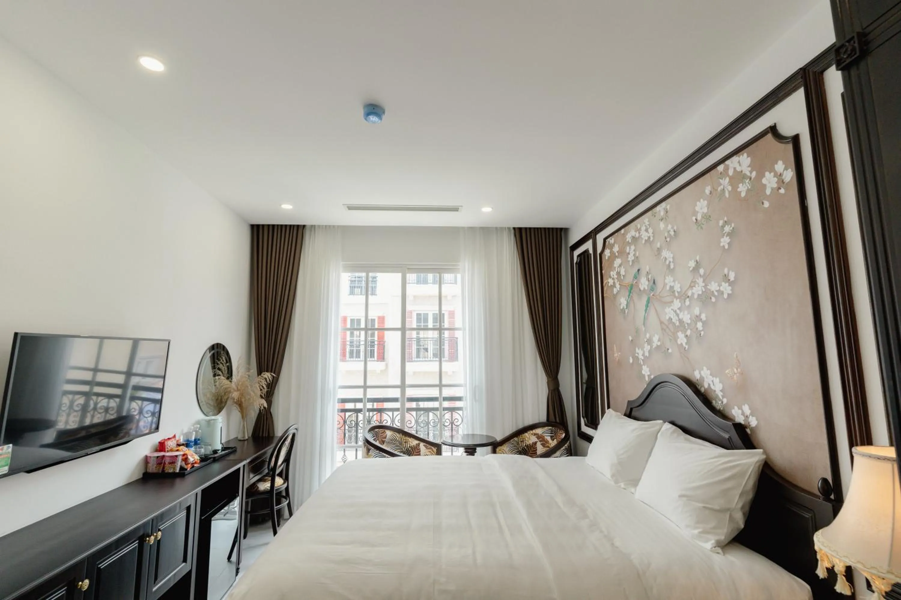 Photo of the whole room, Bed in Khách sạn Royal Phú Quốc