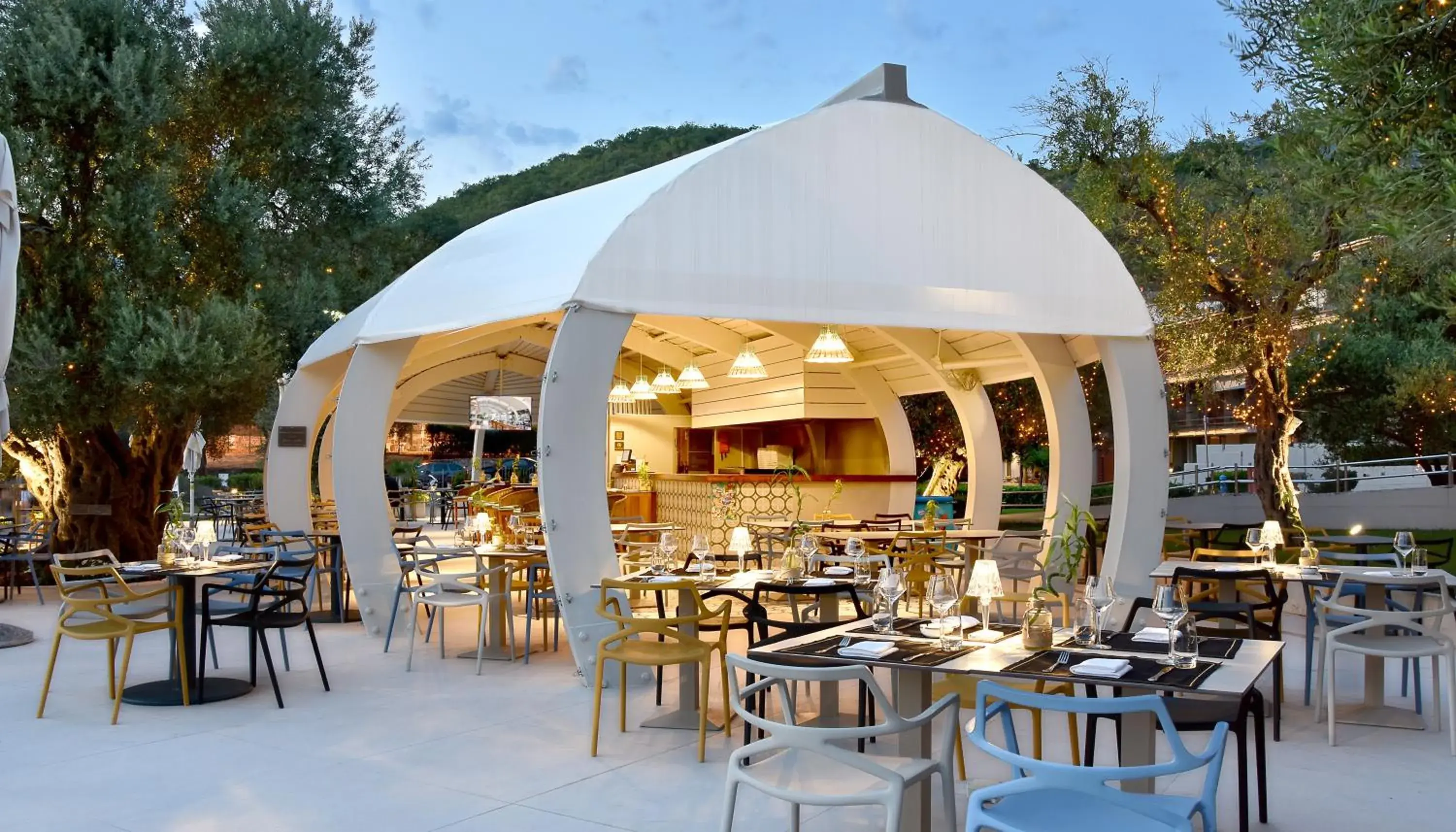 Restaurant/places to eat in Maestral Resort & Casino Restaurant/places to eat in Maestral Resort & Casino