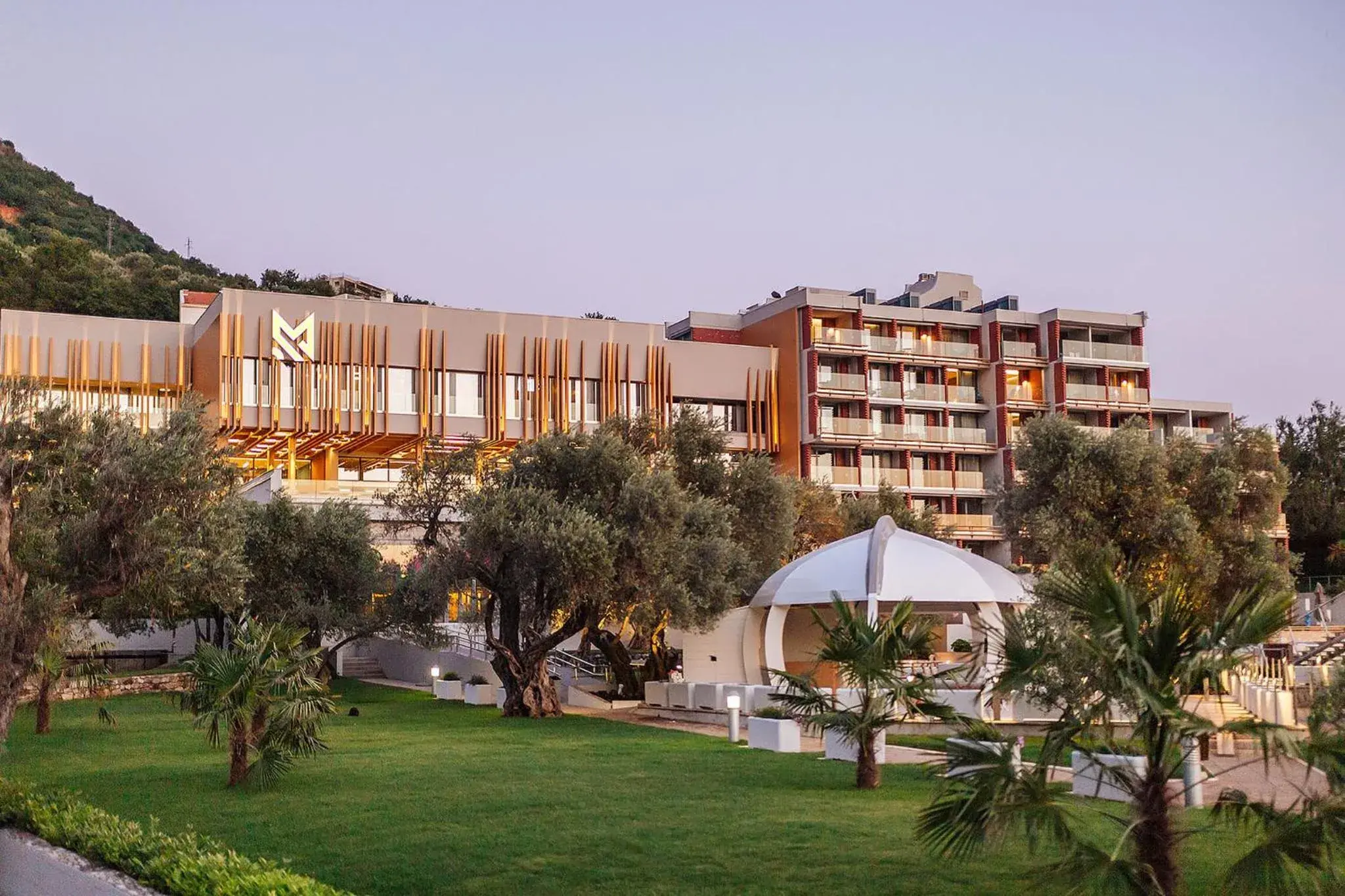 Facade/entrance in Maestral Resort & Casino Facade/entrance in Maestral Resort & Casino