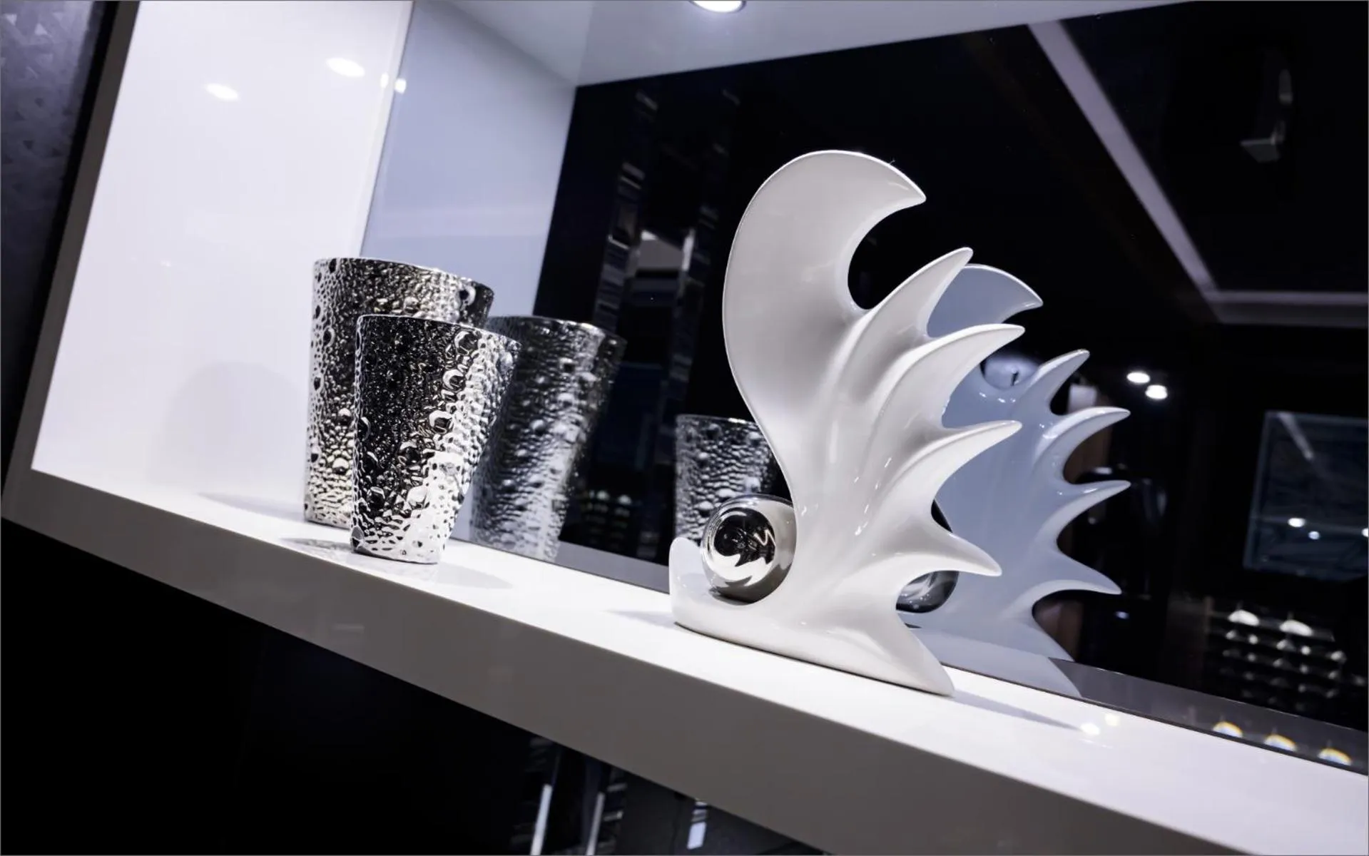 Decorative detail in HOTEL KABUKI