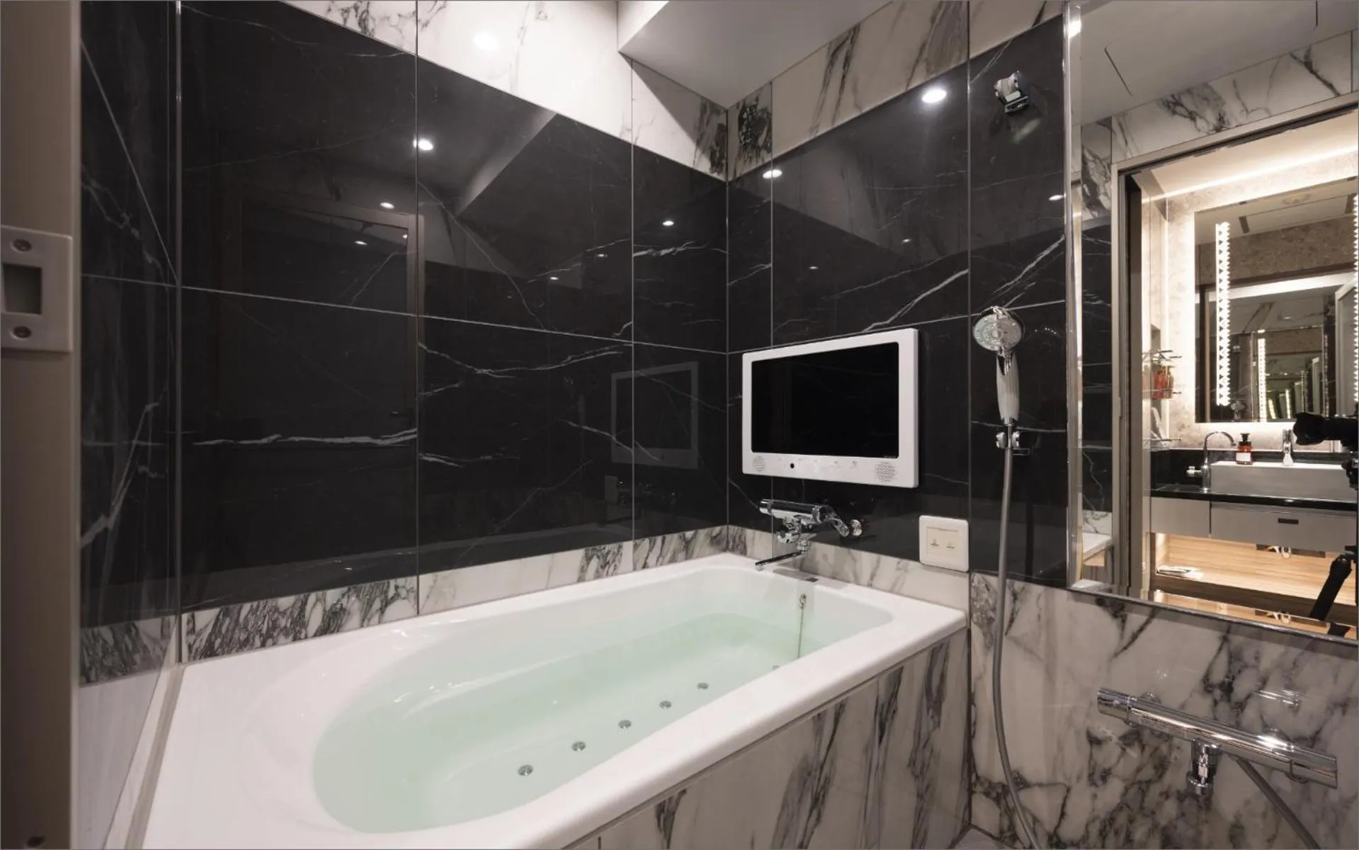 Bathroom in HOTEL KABUKI