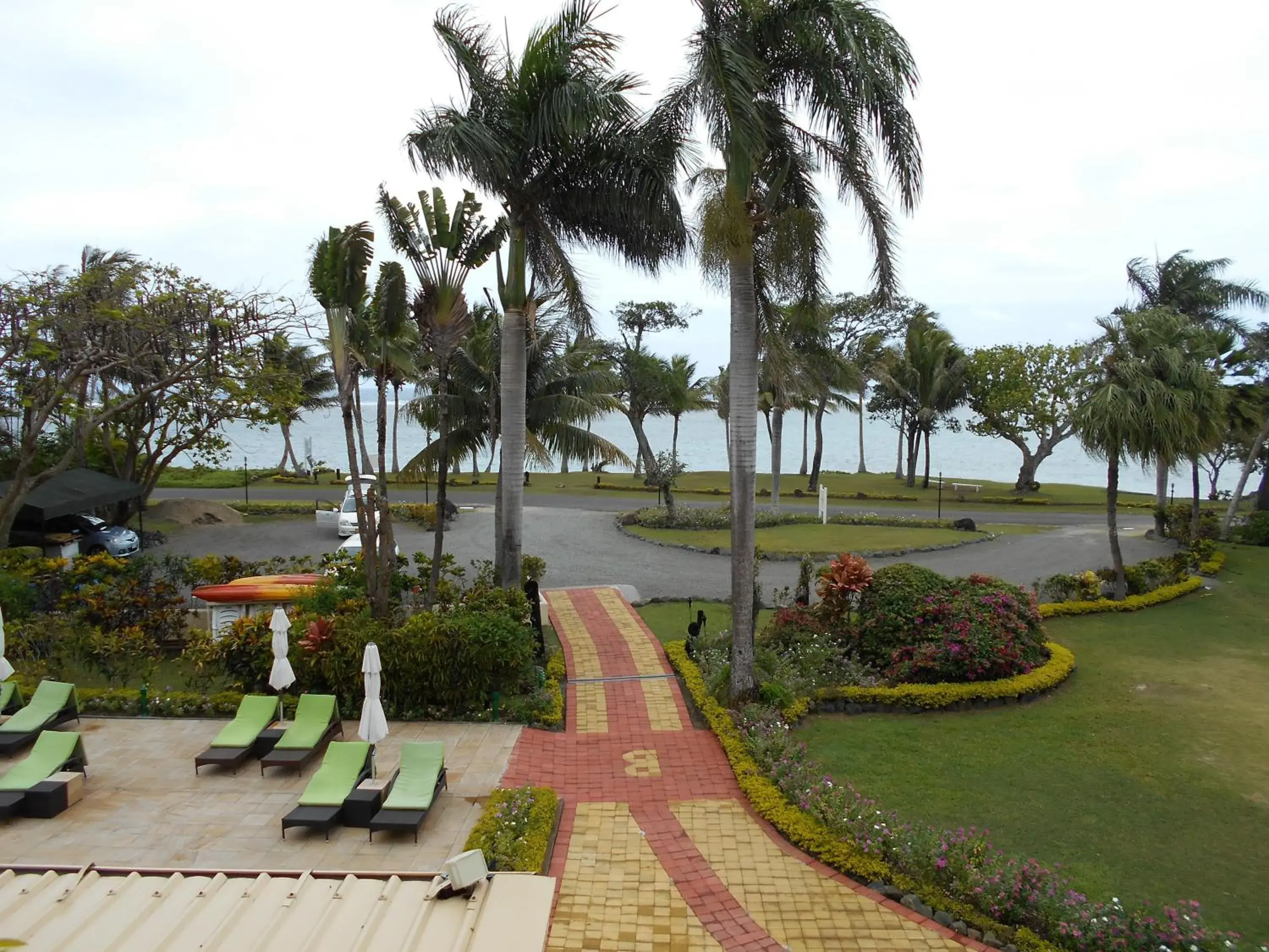 Facade/entrance in Bedarra Beach Inn Facade/entrance in Bedarra Beach Inn